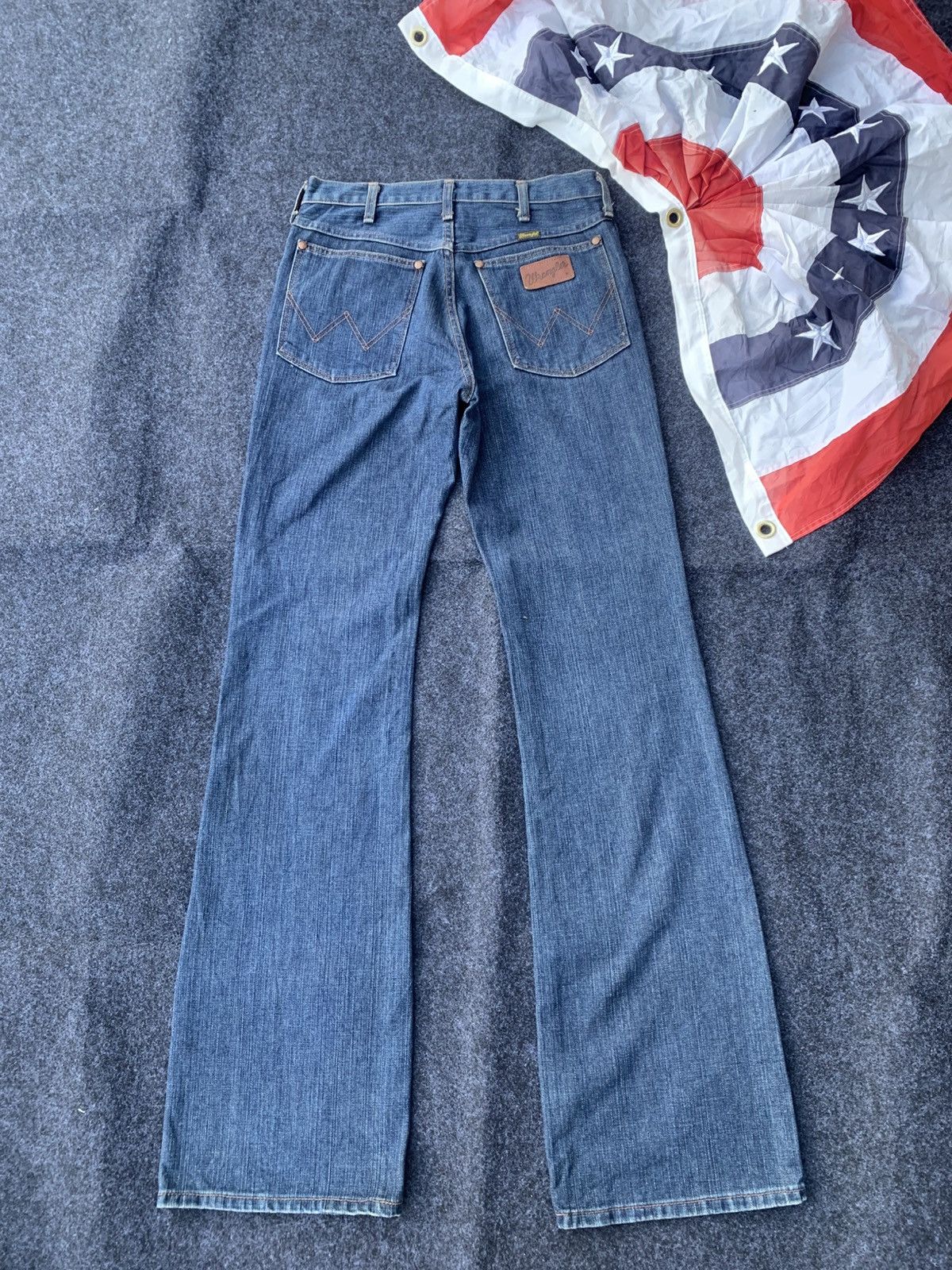 Wrangler Flared vintage Wrangler jeans. (29) Size US 28 / EU 44 - 1 Thumbnail