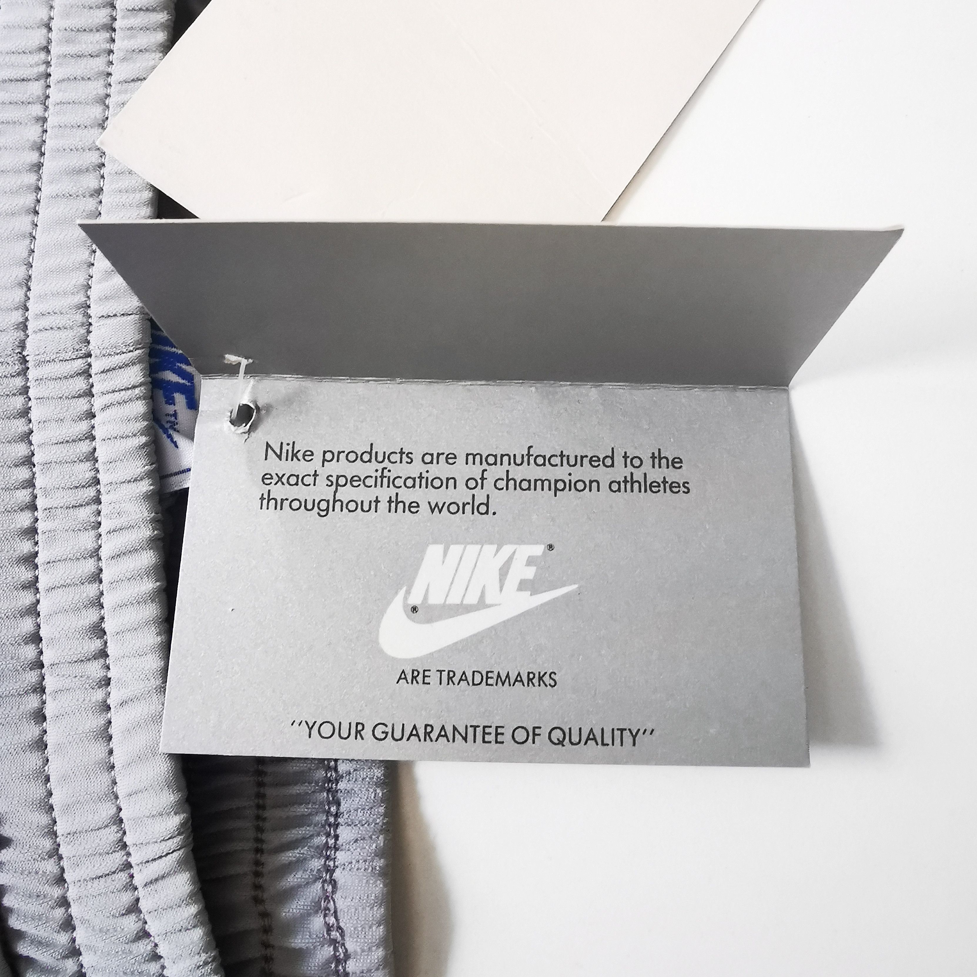 Nike NOS OG 80s Nike Interval vintage shorts running nylon Spain Size 30" / US 8 / IT 44 - 6 Thumbnail