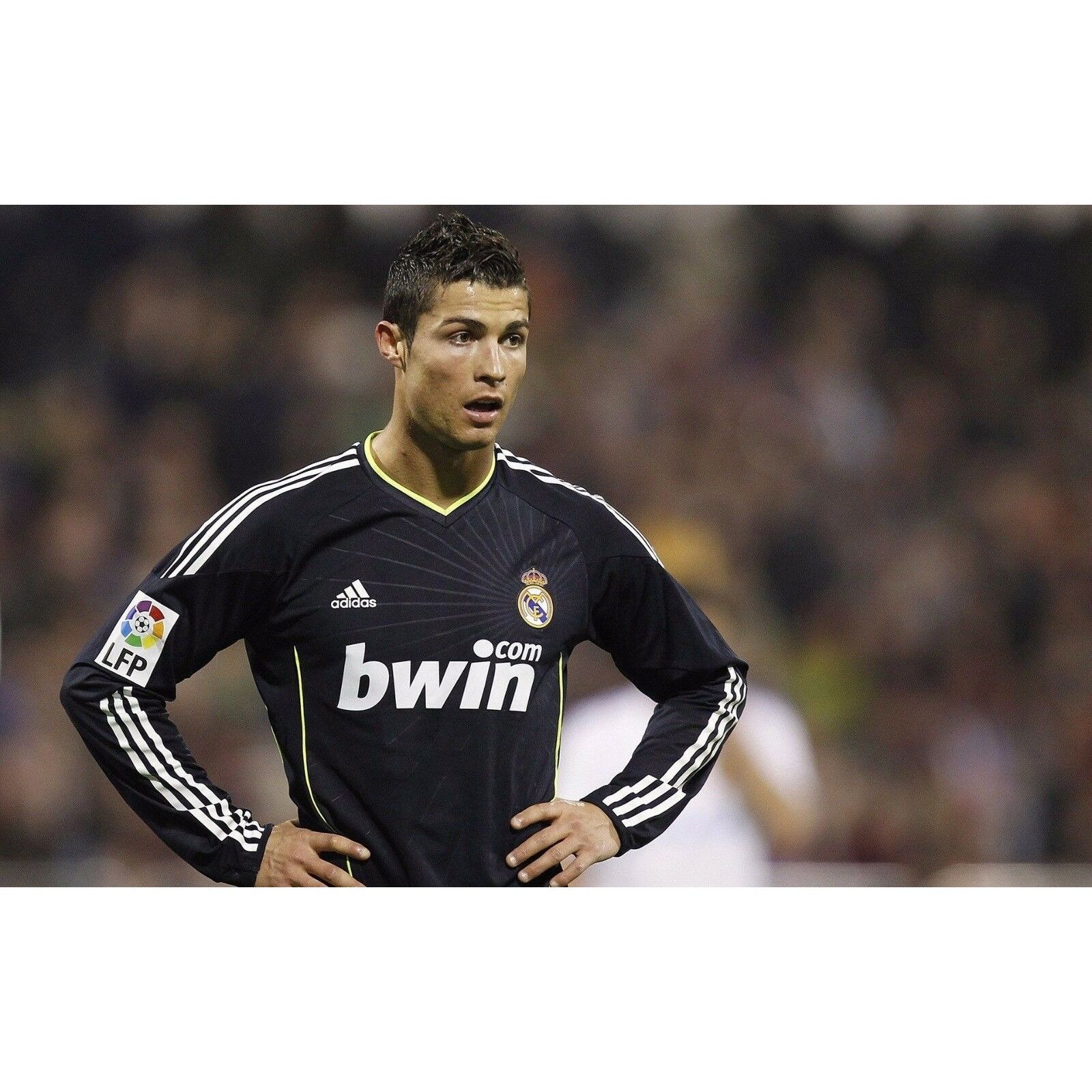 Adidas Cristiano Ronaldo Real Madrid 2010 2011 Away Soccer Jersey L Size US L / EU 52-54 / 3 - 7 Thumbnail