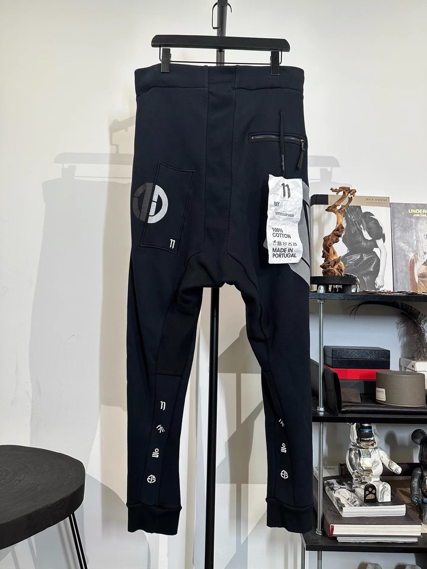 11 By Boris Bidjan Saberi 11by BBS Stitched Elastic Cuff Sweatpants K35 Size US 35 - 1 Thumbnail