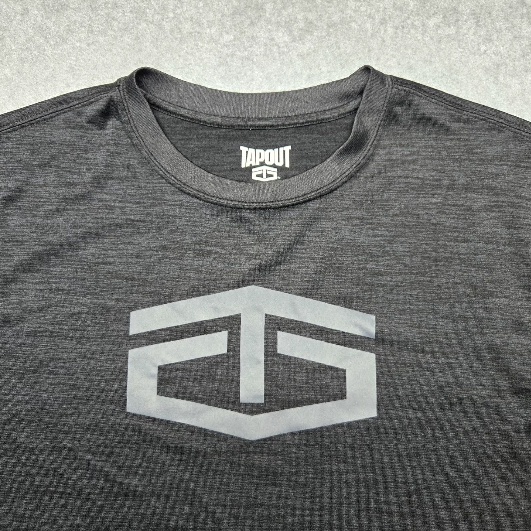 Tapout Tapout Shirt Mens Medium Black Gray Athletic Performance Tee Logo Lightweight Size US M / EU 48-50 / 2 - 3 Thumbnail