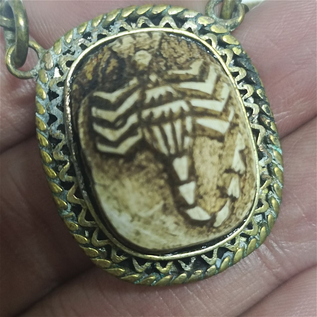 Vintage Rare Vintage Brass Egyptian Scorpion Pendant Collectible Size ONE SIZE - 7 Thumbnail