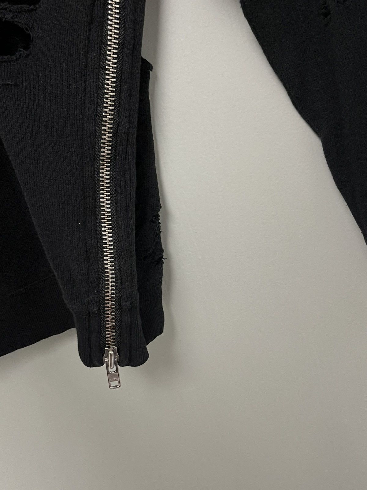 R13 Shredded Zip Side Sweatshirt. Size XS Size XS / US 0-2 / IT 36-38 - 11 Thumbnail