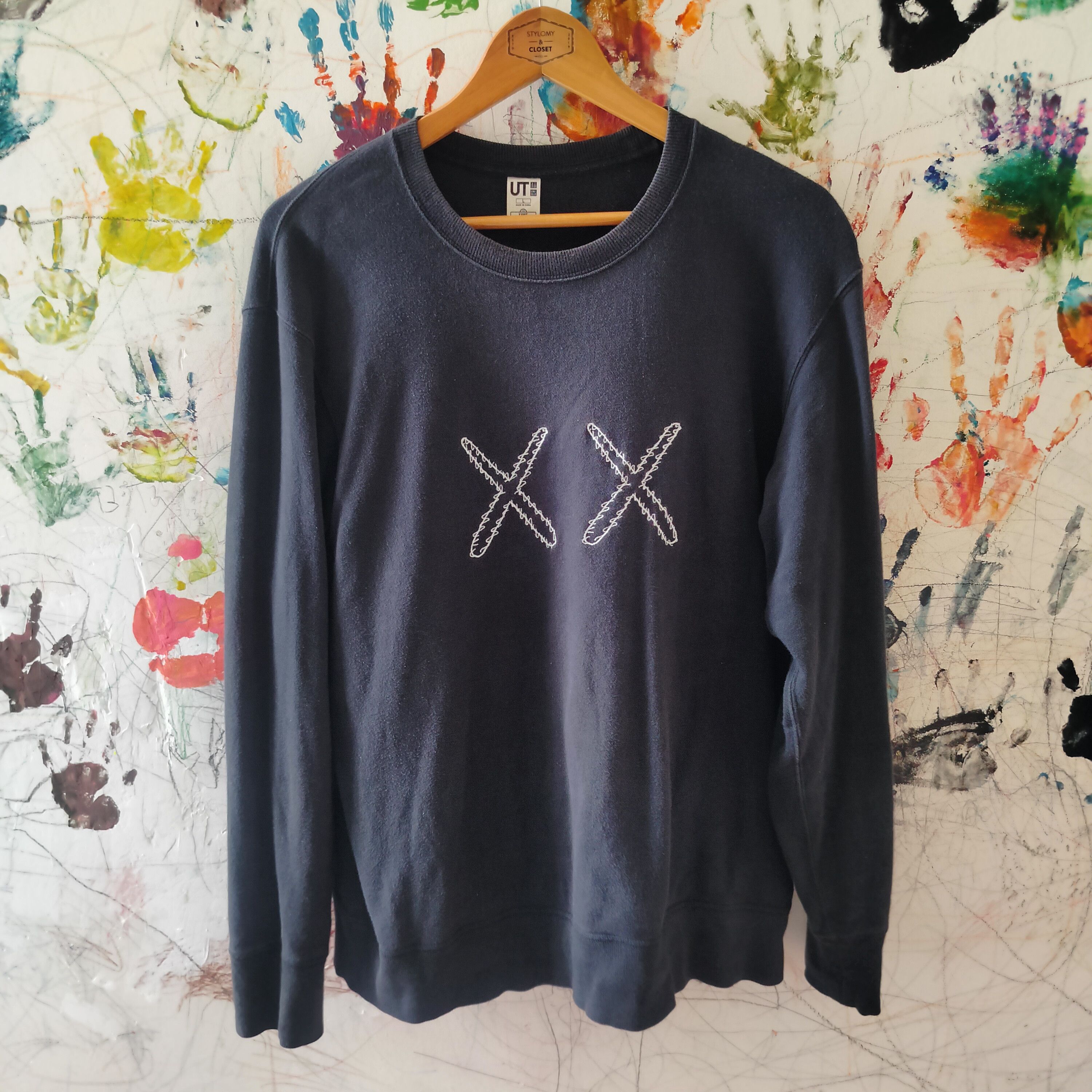 Uniqlo Kaws X Uniqlo crewneck sweatshirts size L Grailed