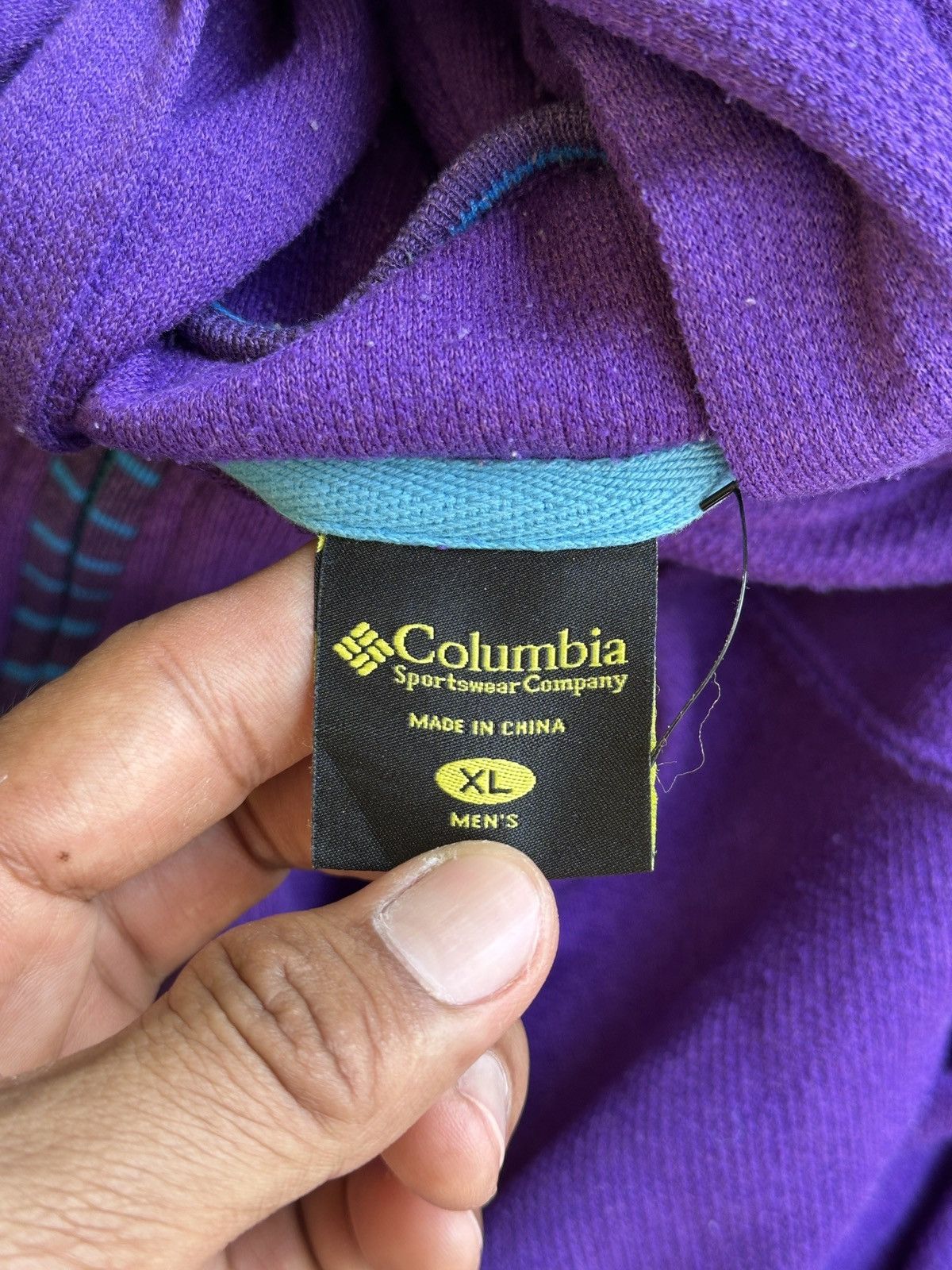 Columbia Distress Columbia Sweatears 22x29 Size US L / EU 52-54 / 3 - 9 Thumbnail