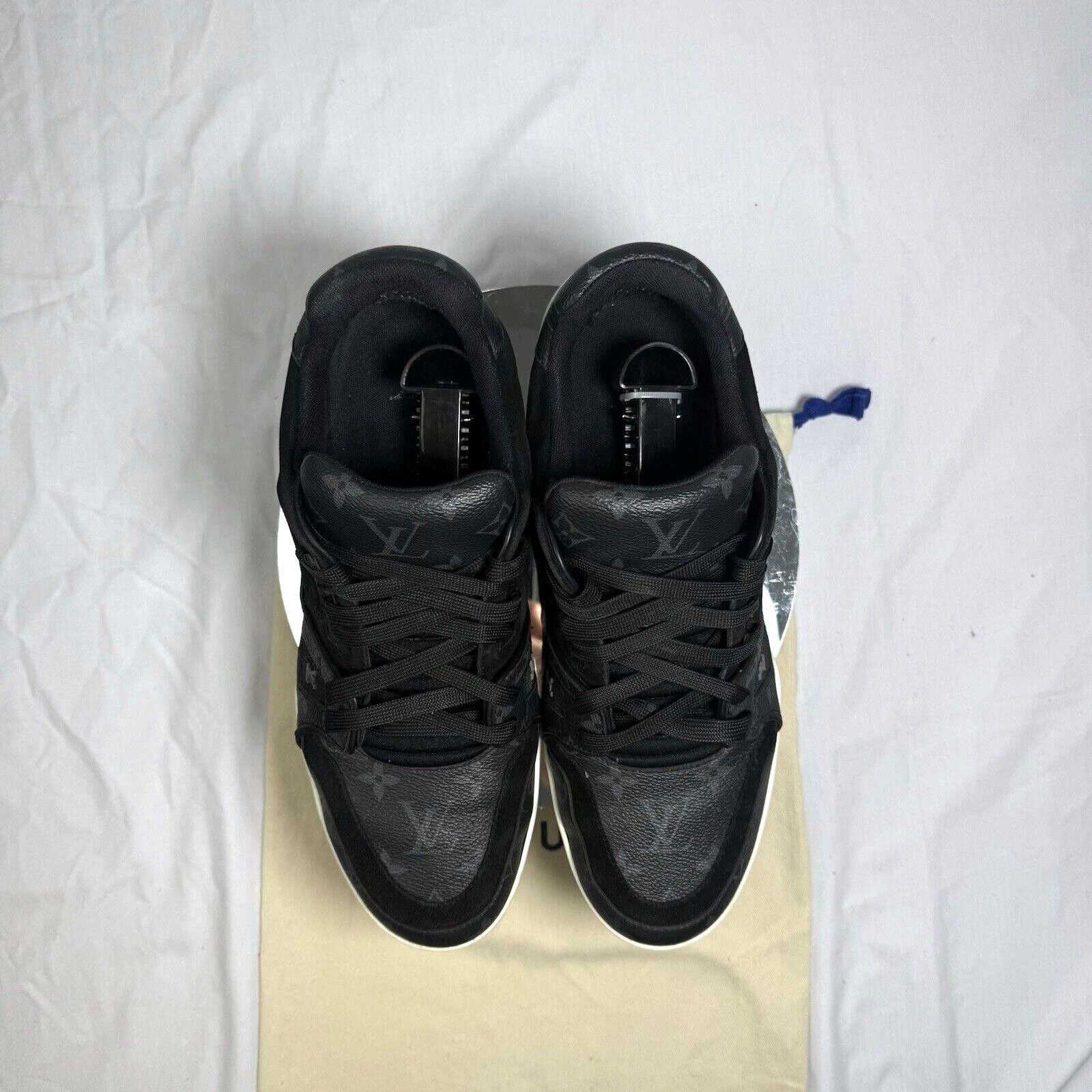Louis Vuitton Louis Vuitton LV Trainer Low 'Black Monogram' Sneakers 9 US Size US 9 / EU 42 - 3 Thumbnail