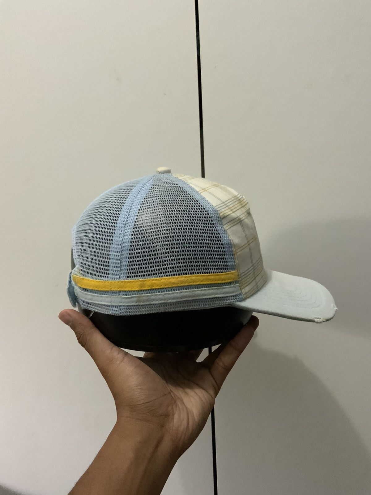 If Six Was Nine Taille Unique Distressed Trucker Hat Size ONE SIZE - 4 Thumbnail