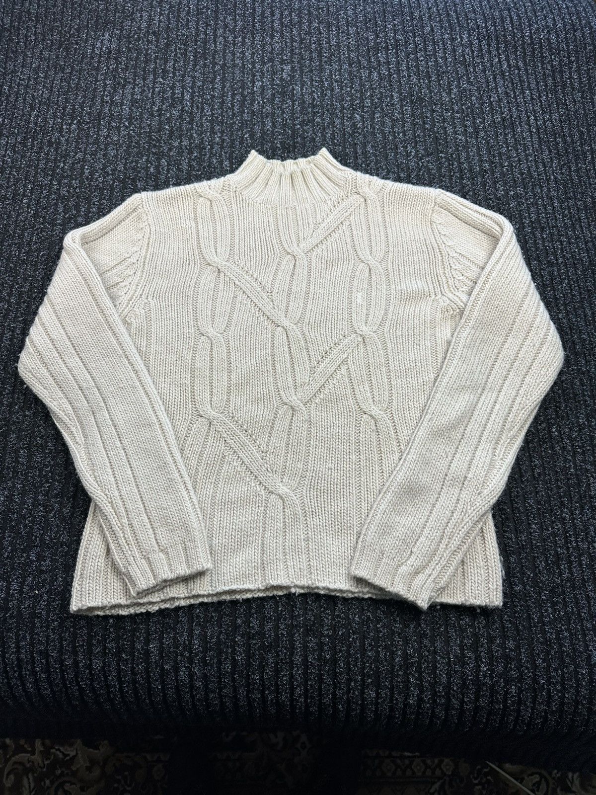 Yves Saint Laurent Yves Saint Laurent Vintage Men Cable Knit Sweater Hong Kong Size US M / EU 48-50 / 2 - 1 Thumbnail