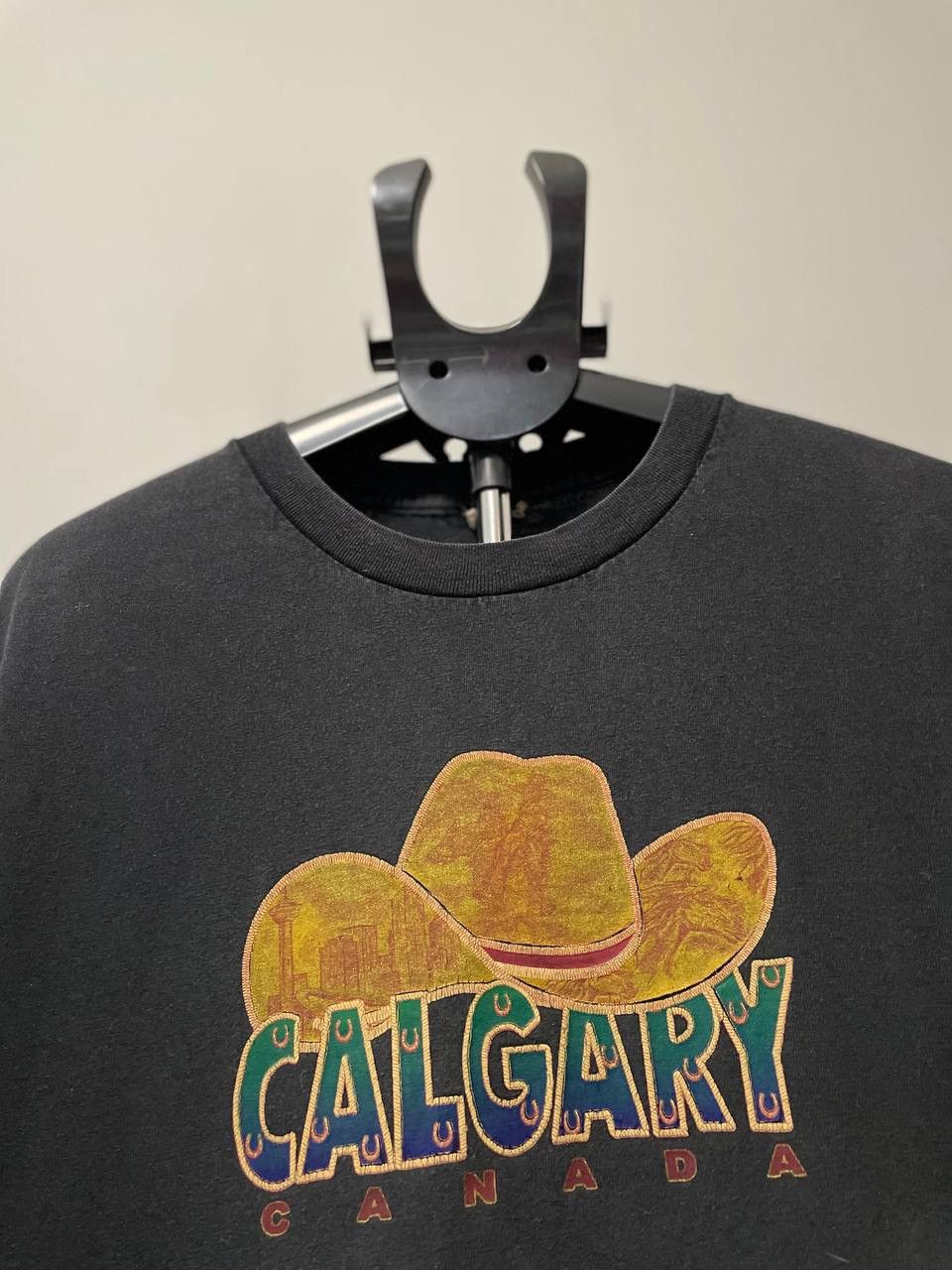 Vintage Calgary Vintage Sun faded T shirt Size US L / EU 52-54 / 3 - 2 Thumbnail