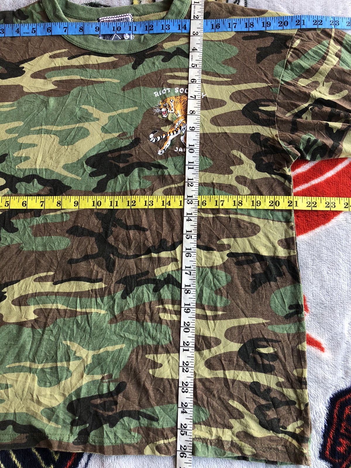 Riot Society Vintage Riot Society Tiger Japan Shirtt Tee Size US L / EU 52-54 / 3 - 10 Thumbnail