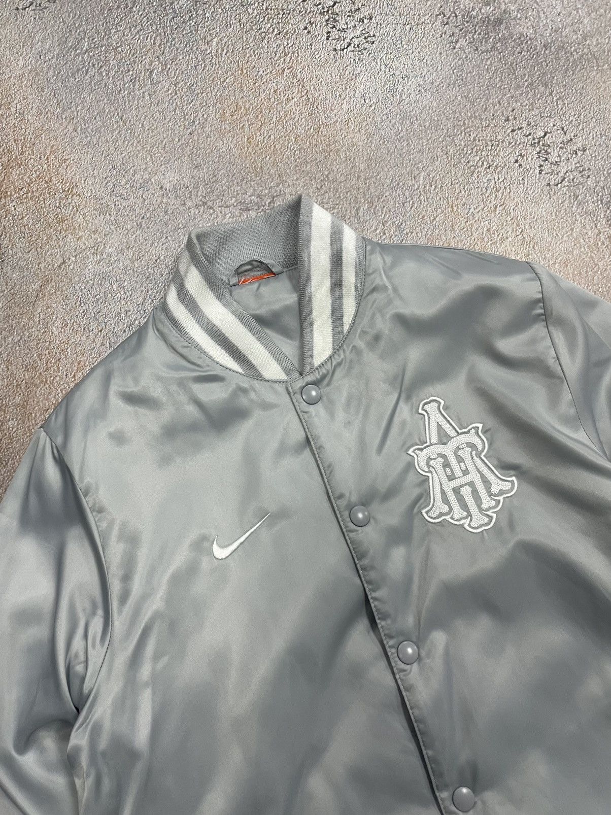 Nike Vintage Nike Athletic Big Logo Satin Bomber Jacket Size US S / EU 44-46 / 1 - 3 Thumbnail