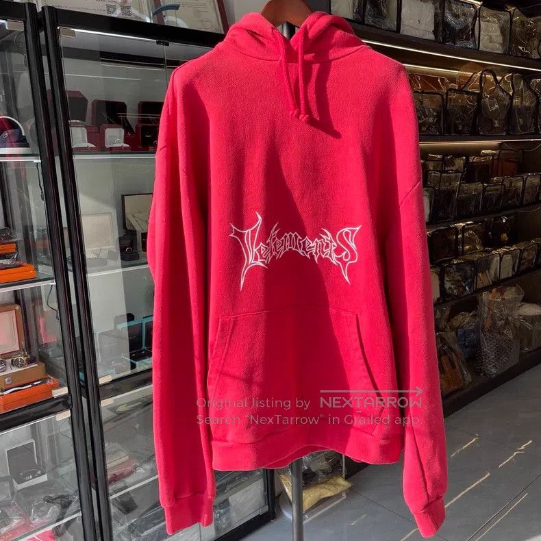 Vetements VETEMENTS Loose Hooded Sweatshirt Size US S / EU 44-46 / 1 - 1 Thumbnail