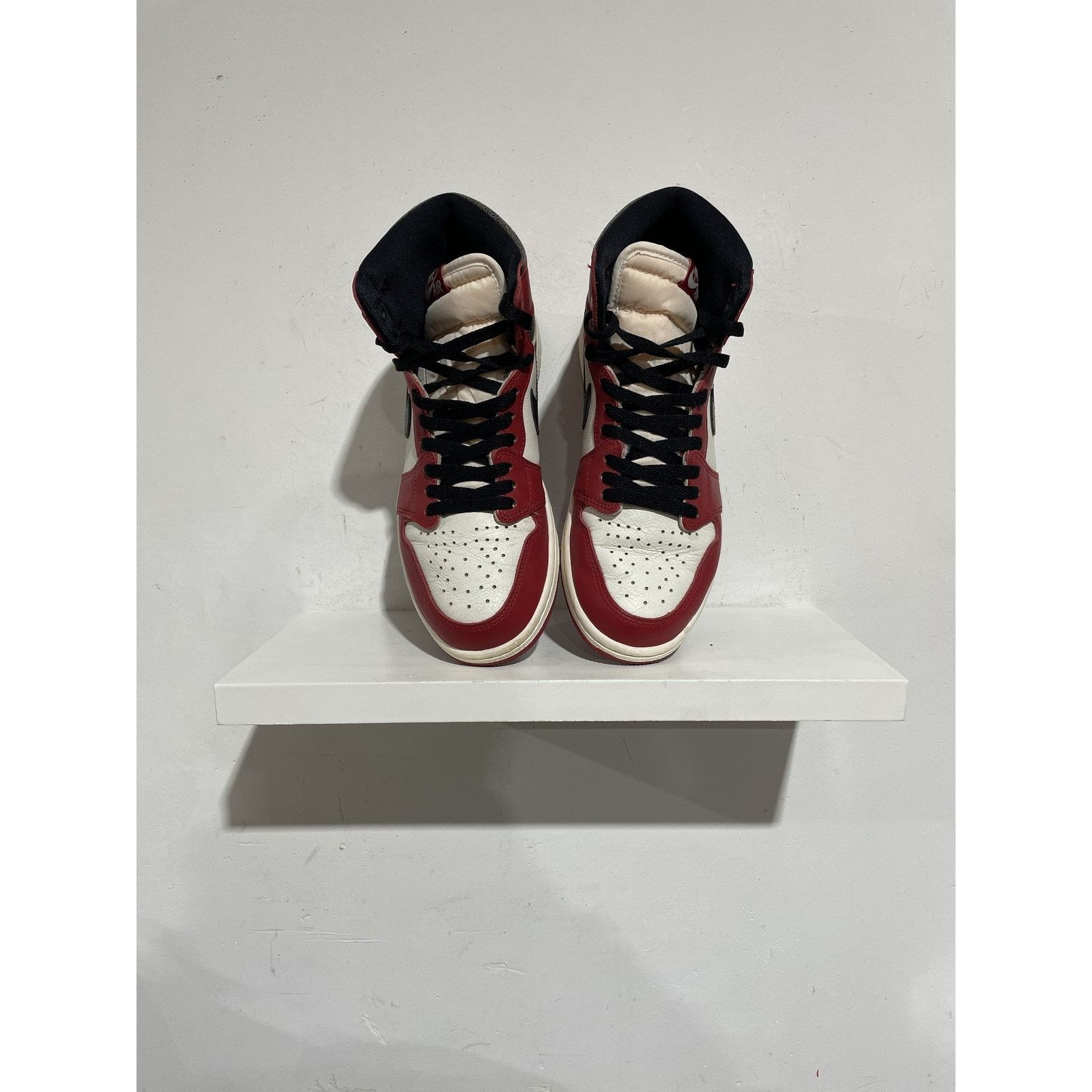 Jordan Brand JORDAN 1 RETRO LOST & FOUND SIZE 9 PREOWNED Size US 9 / EU 42 - 4 Thumbnail