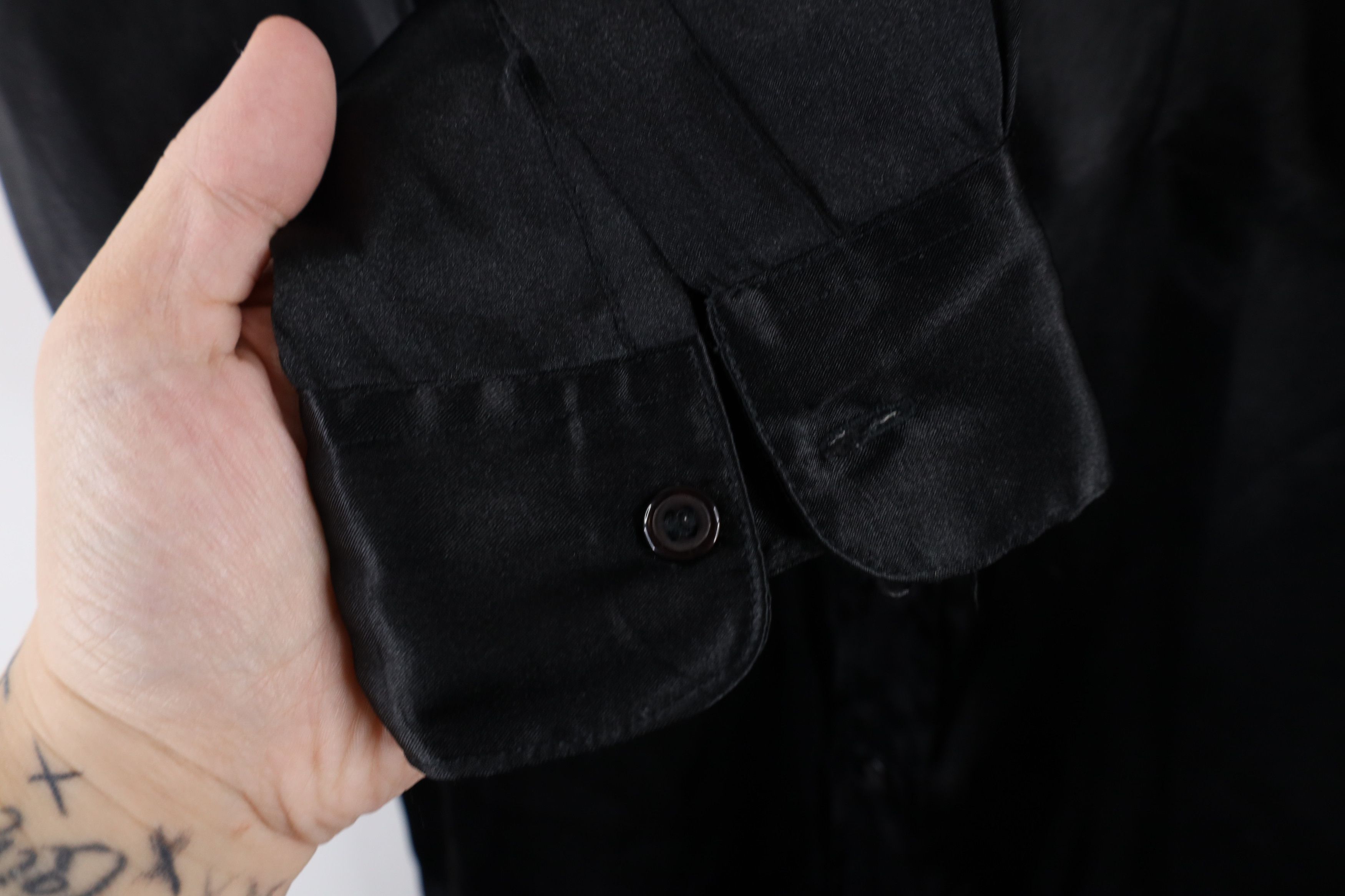 Vintage Vintage 90s Streetwear Polyester Collared Button Shirt Black Size US M / EU 48-50 / 2 - 7 Thumbnail
