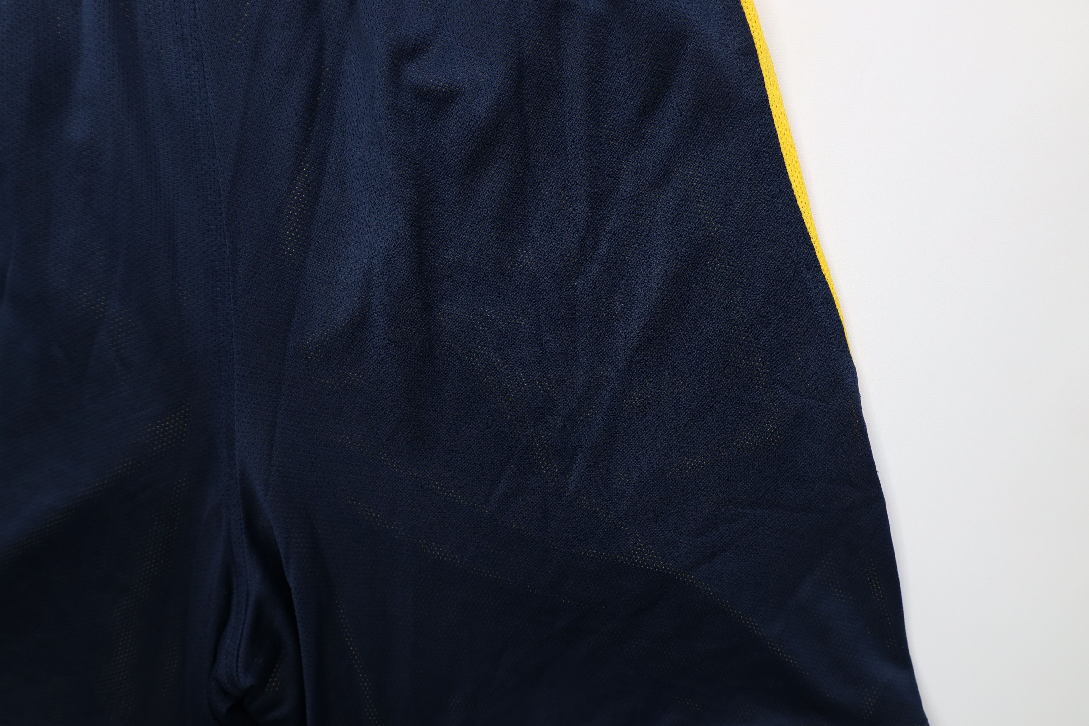 Nike Vintage Nike Swoosh Marquette University Mesh Shorts Blue Size US 32 / EU 48 - 13 Thumbnail