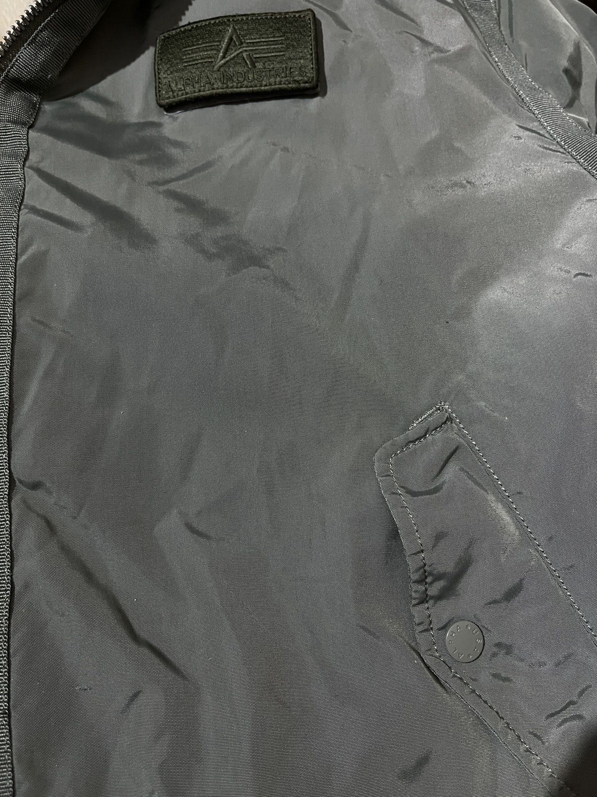 Alpha Industries Alpha Industries Bomber Jacket MA1 green fur Size US L / EU 52-54 / 3 - 13 Thumbnail