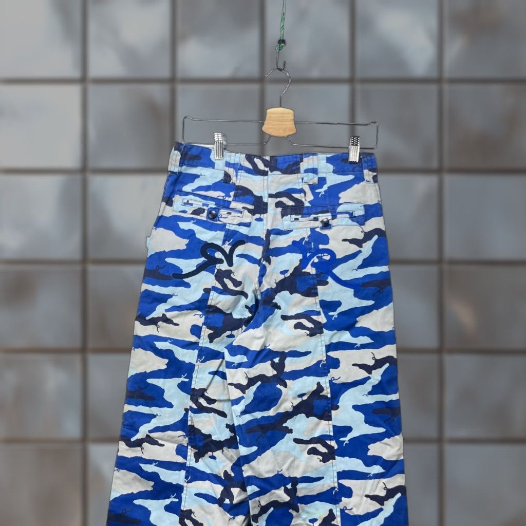 Rocawear VINTAGE Rocawear Blue Camo Baggy Pants Skater waist 30 Cargo Men Size US 30 / EU 46 - 1 Thumbnail