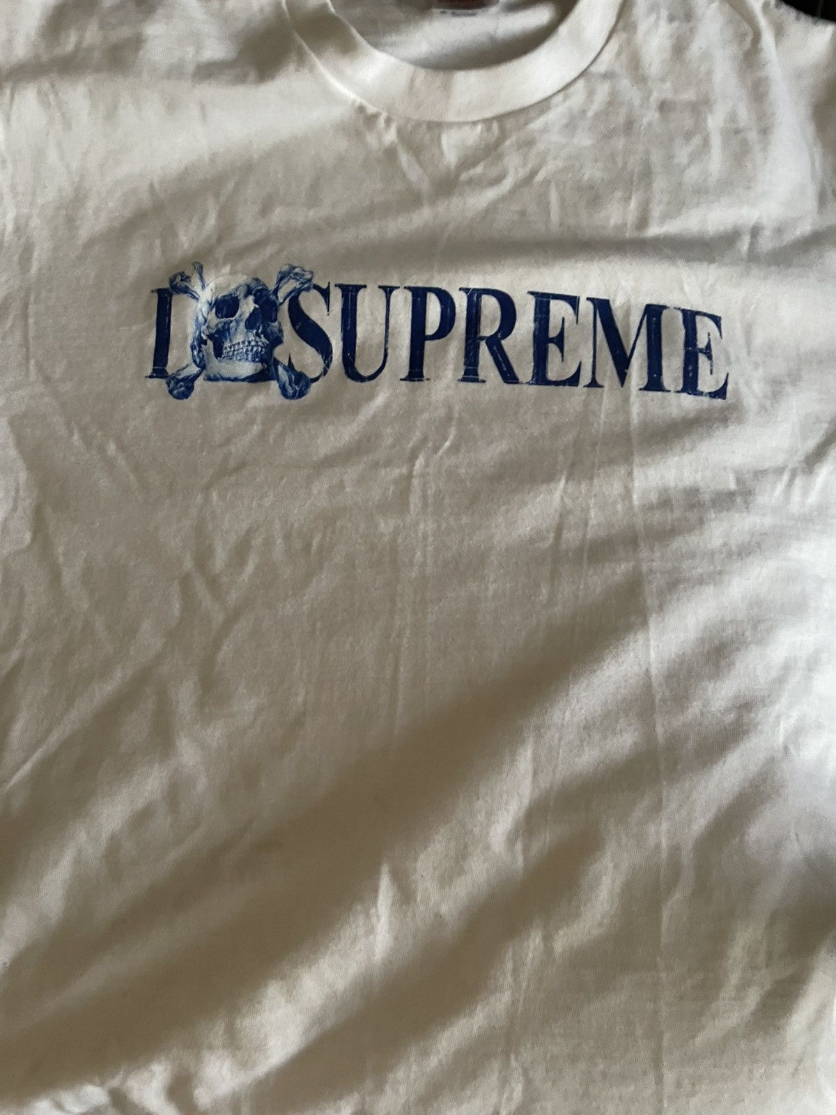 Supreme Supreme F/W 2025 Skull Tee White Size US M / EU 48-50 / 2 - 2 Thumbnail