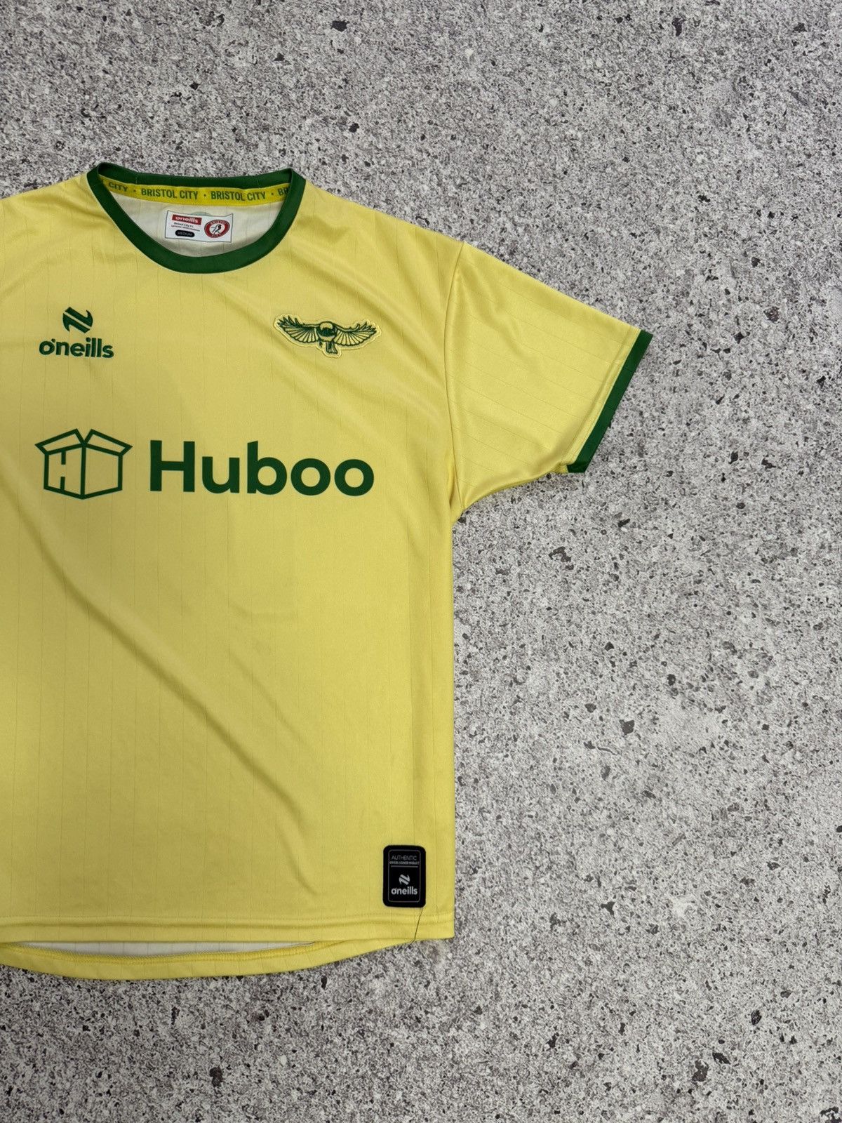 O'Neills × Vintage O’neills Bristol City FC 2023 2024 Soccer Football Jersey Size US M / EU 48-50 / 2 - 5 Thumbnail