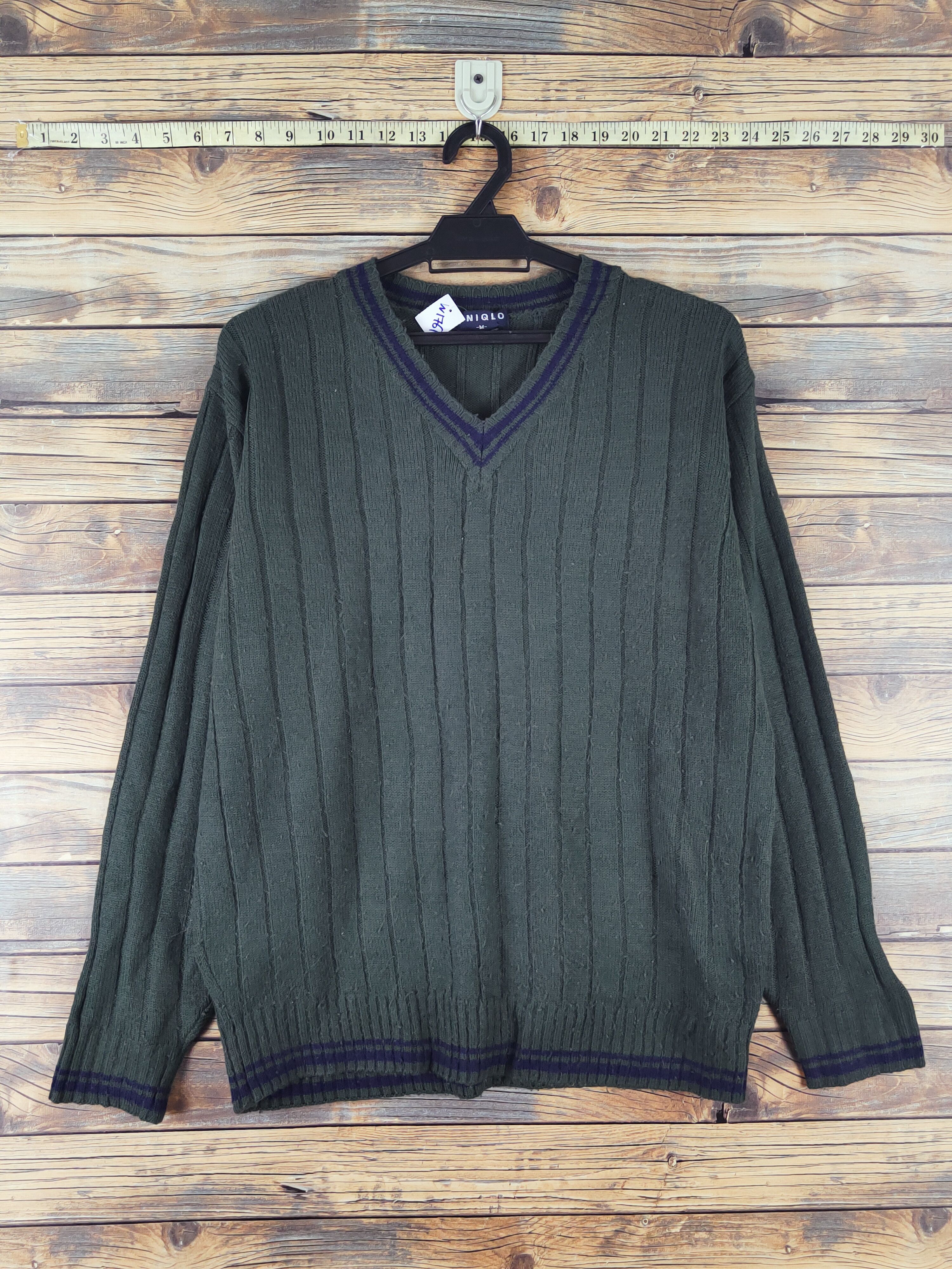 Aran Isles Knitwear Uniqlo Dark Green Knitwear Sweatshirts #W1761 Size US M / EU 48-50 / 2 - 1 Thumbnail