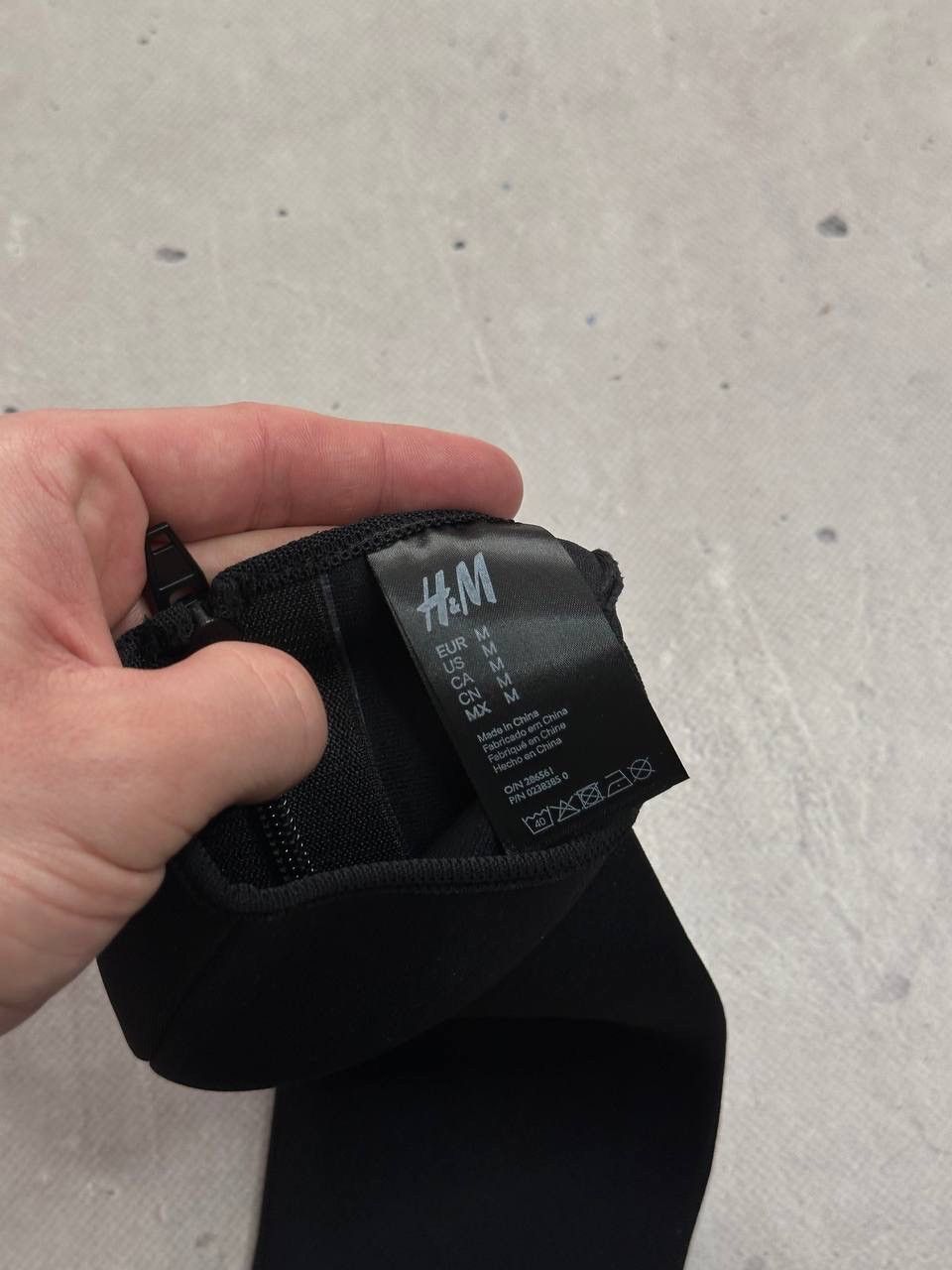 Alexander Wang Alexander Wang x H&M Long Black Zip Gloves M Designer Y2K Size ONE SIZE - 8 Thumbnail