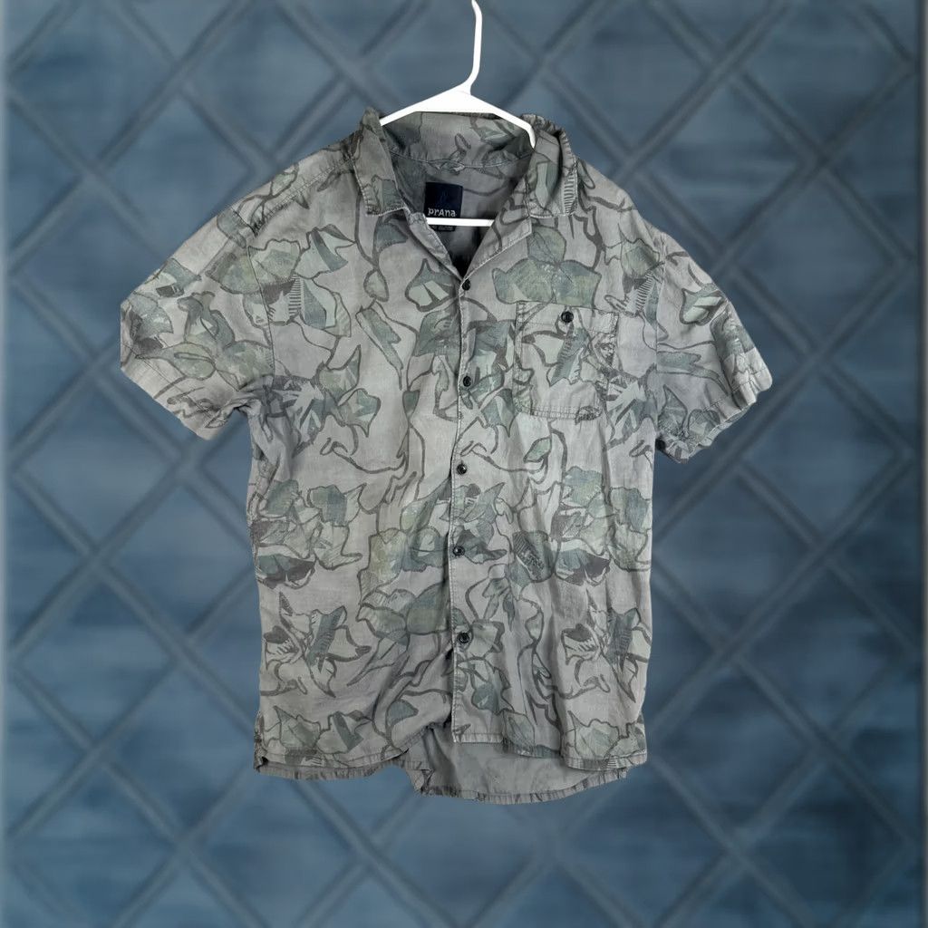 Prana prAna Shirt Mens XL Gray Green Floral Button Up Short Sleeve Lightweight Hiking Size US XL / EU 56 / 4 - 1 Thumbnail