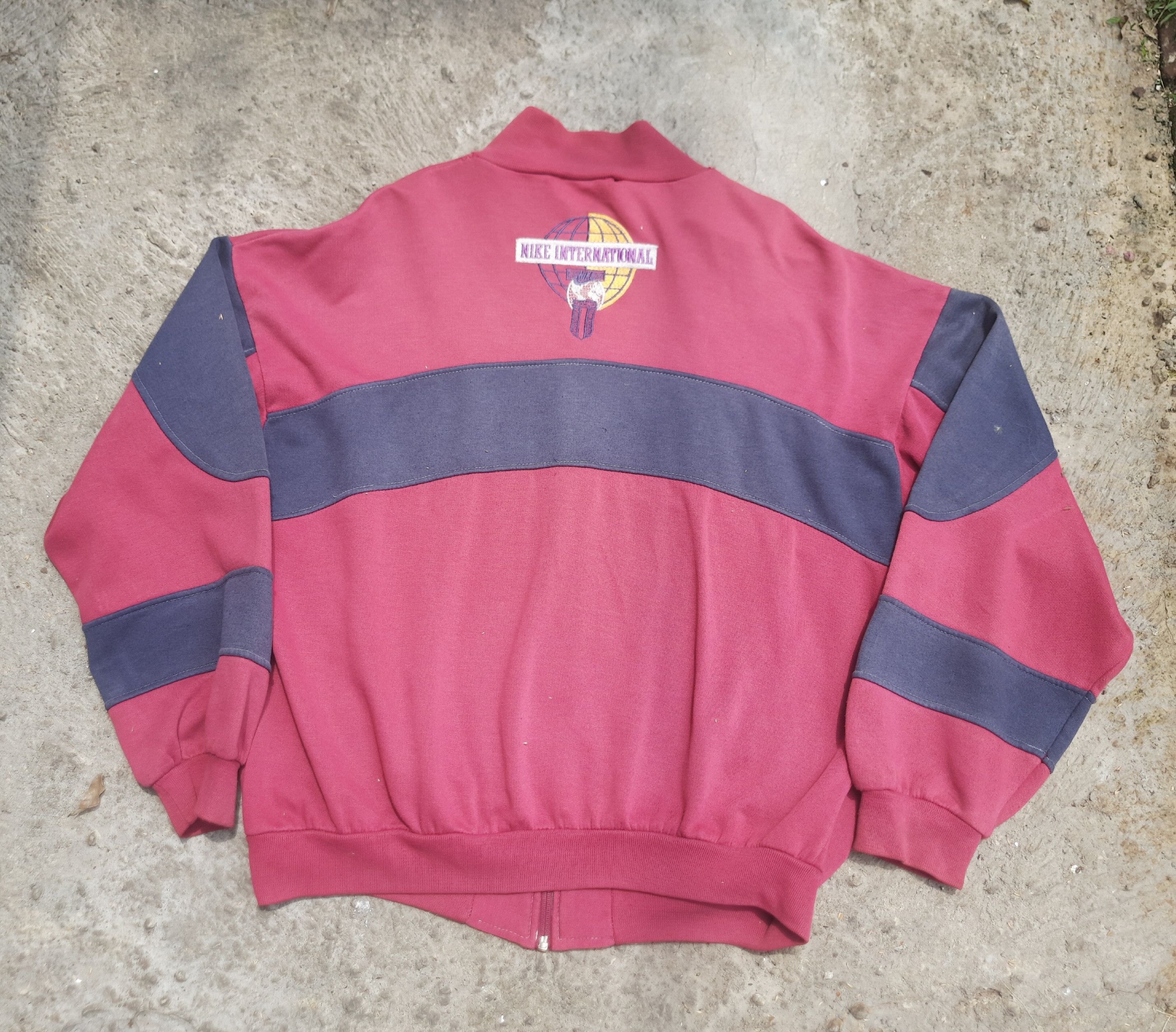 Nike Vintage Nike International Zipp Sweatshirts Hoodie Size US M / EU 48-50 / 2 - 2 Thumbnail