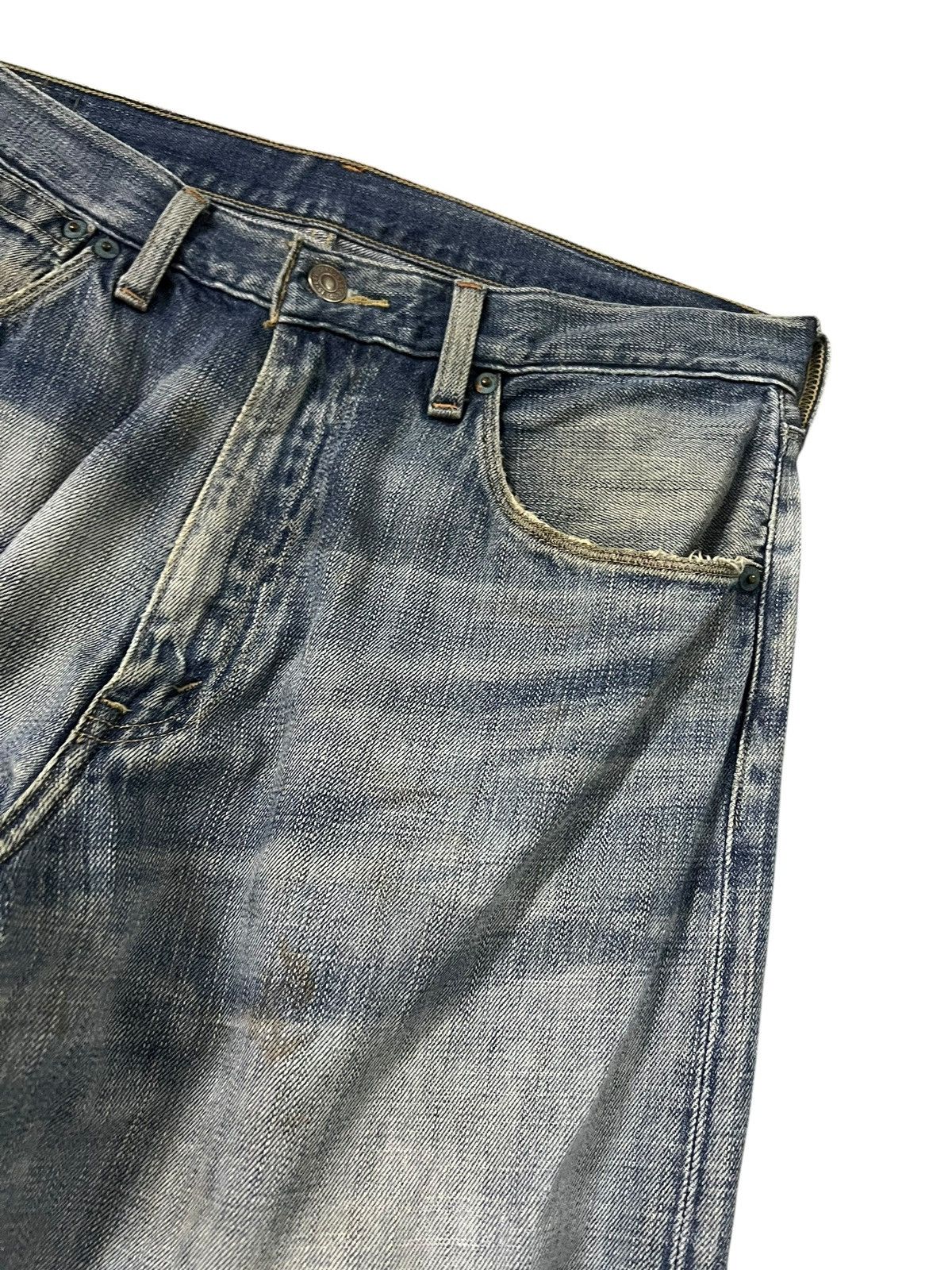 Levi's VINTAGE LEVIS 554 FADED BAGGYJEAN Size US 32 / EU 48 - 9 Thumbnail