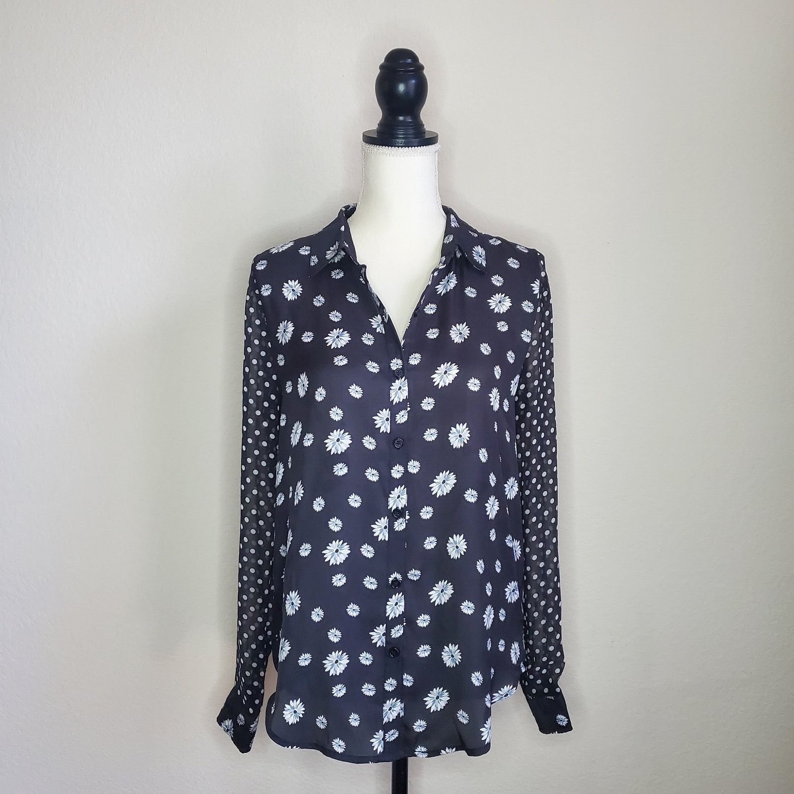 BB Dakota BB Dakota Daisy Button Down Blouse Small Size S / US 4 / IT 40 - 1 Thumbnail