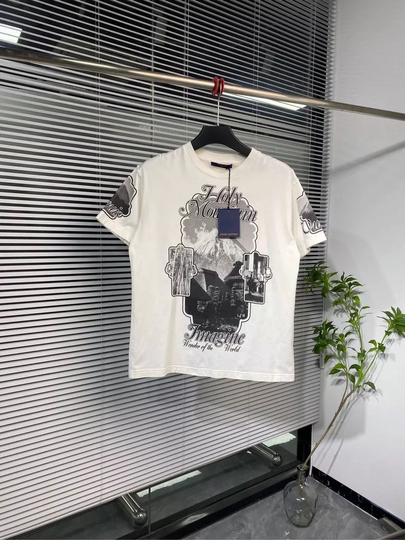 Louis Vuitton LOUIS VUITTON White Snow Mountain Photo Letter Short Sleeve Size US M / EU 48-50 / 2 - 1 Thumbnail