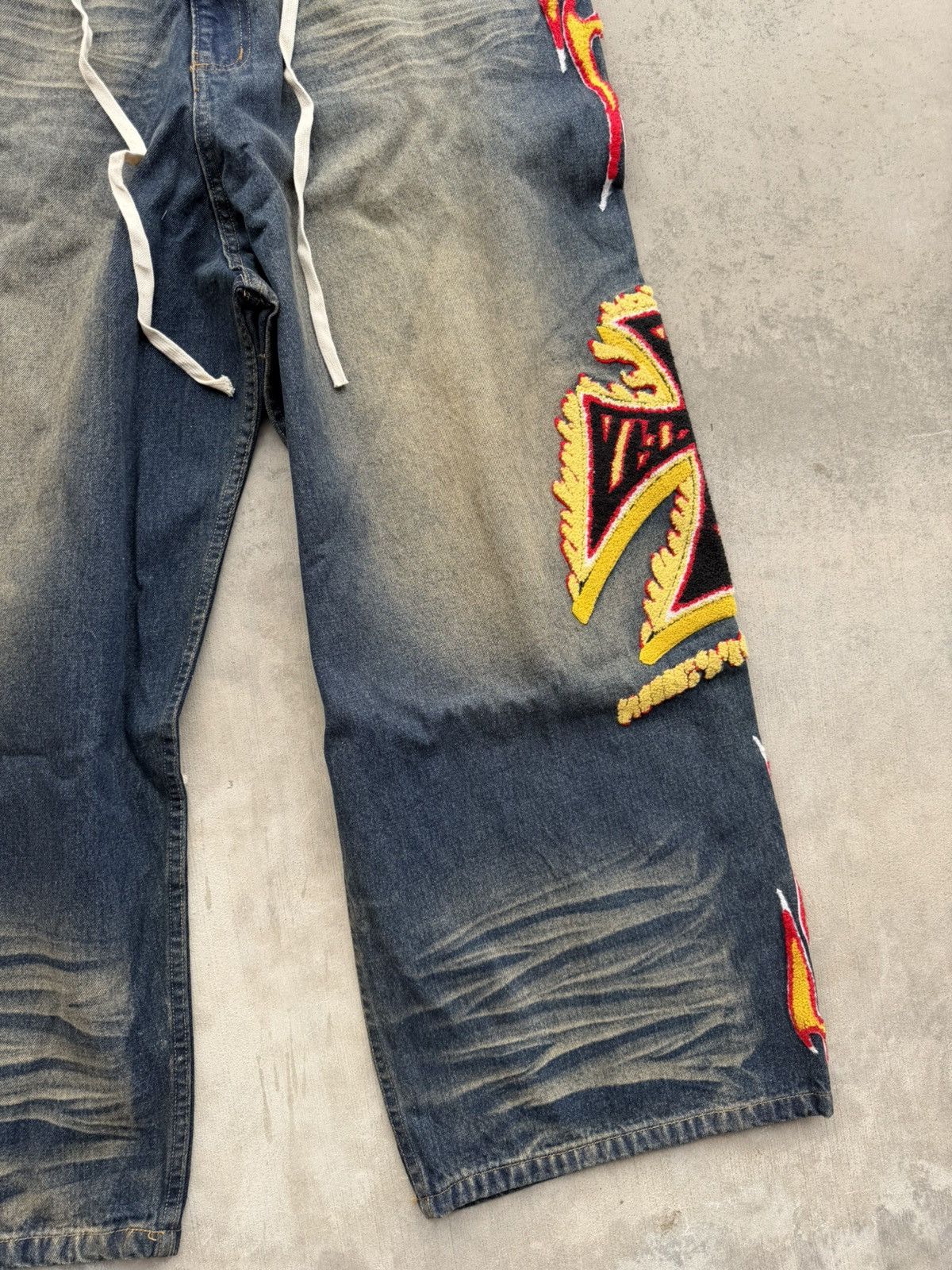 Vale Vale Forever Inferno Denim Dirt Midwash NWT Size 32 Size US 32 / EU 48 - 3 Thumbnail