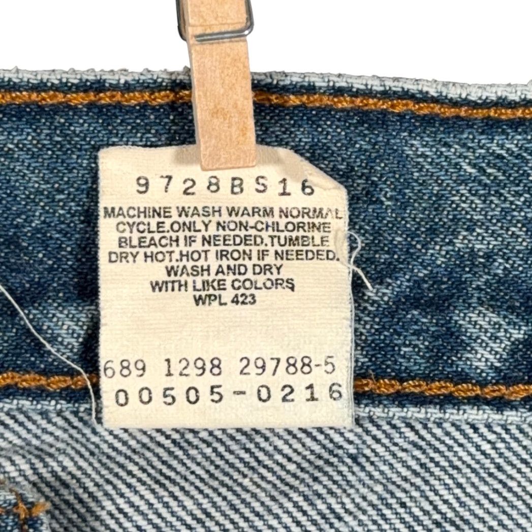 Levi's VINTAGE Levi's 505 Jeans Mens 34x31 Blue Regular Straight Denim 90s Size US 34 / EU 50 - 6 Thumbnail