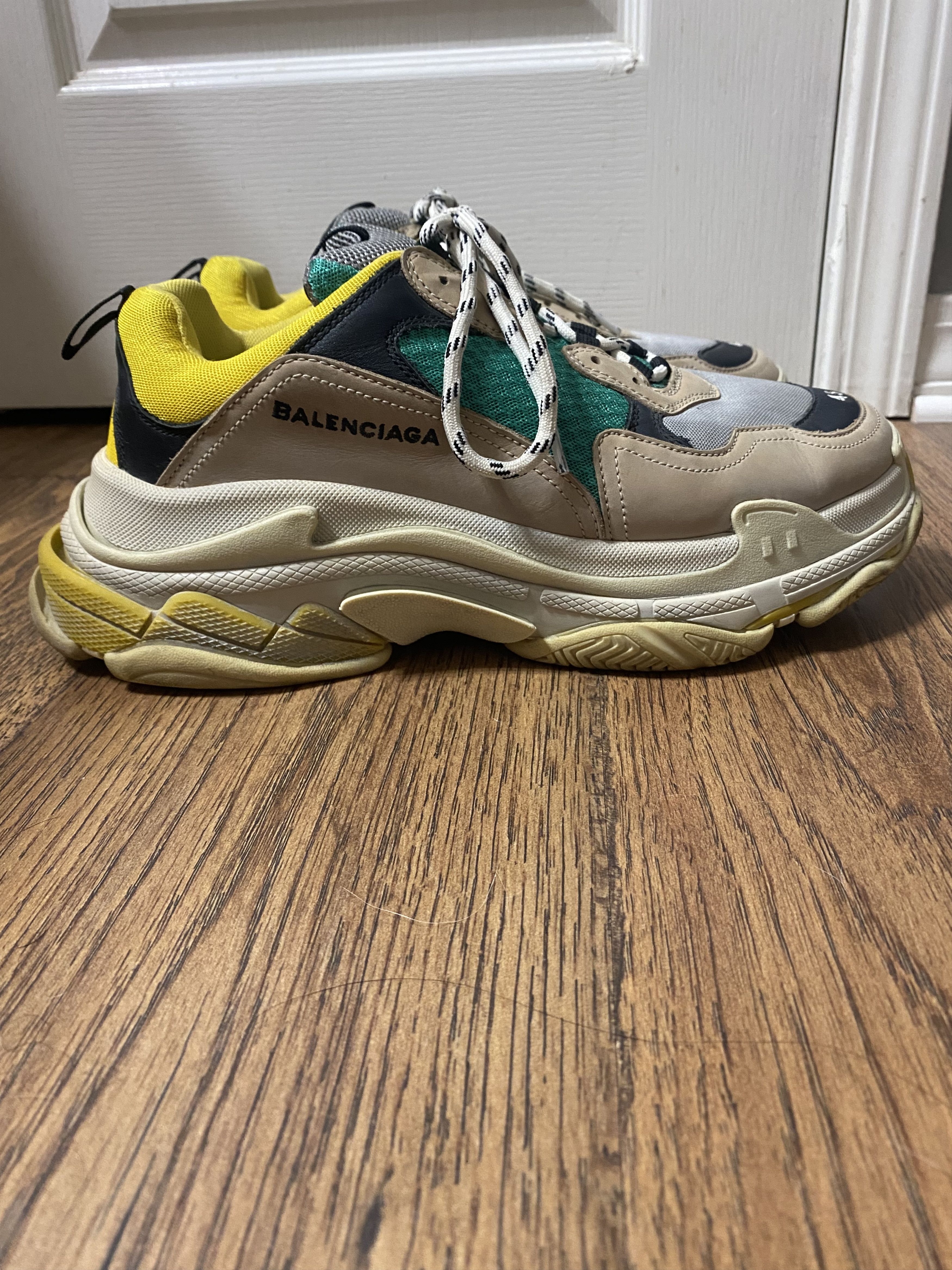 Balenciaga OG Balenciaga Made in Italy Triple S Size 12 Green Yellow Size US 12 / EU 45 - 2 Thumbnail