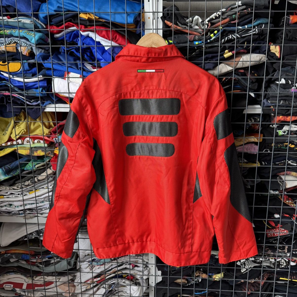 Ferrari Vintage Official Ferrari F-1 Racing Jacket Size US M / EU 48-50 / 2 - 2 Thumbnail