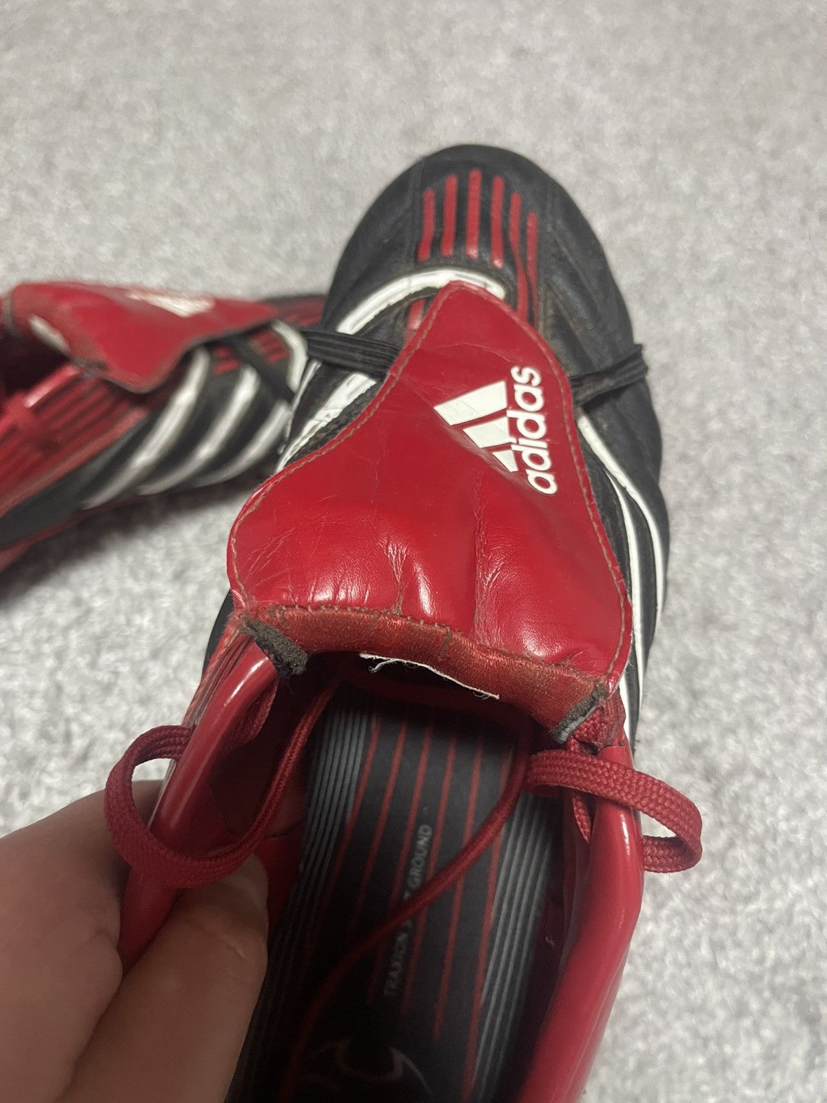 Adidas Adidas Predator 2005 Vintage Traxion Soccer Shoes size 41 Size US 8 / EU 41 - 9 Thumbnail