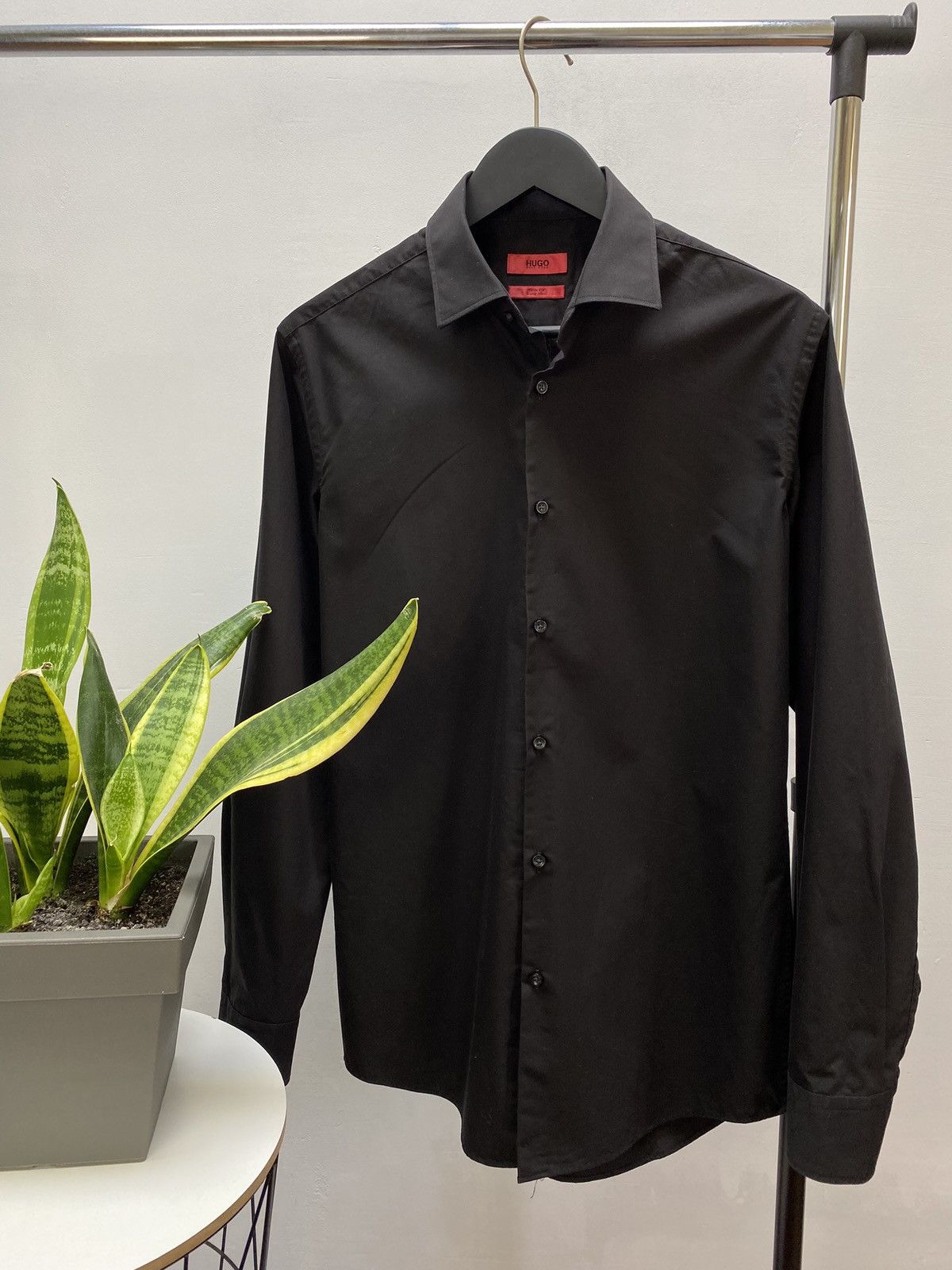 Designer × Hugo Boss Hugo Boss Men’s Black Classic Button Long Sleeve Shirt Size US M / EU 48-50 / 2 - 1 Thumbnail