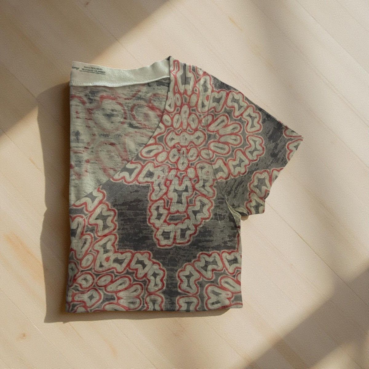 Other × Vintage Fitted Gray and Orange Short Sleeve Quatrefoil Floral Tee Size S / US 4 / IT 40 - 2 Thumbnail