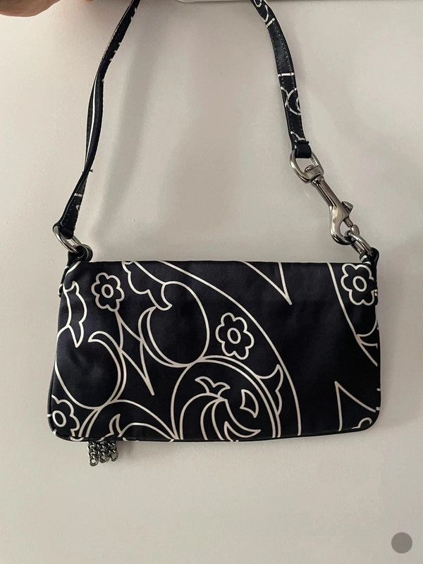 Emilio Pucci Emilio Pucci vintage shoulder bag wristlet bag Size ONE SIZE - 2 Thumbnail