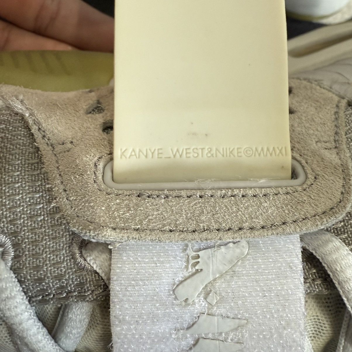 Kanye West × Nike Nike Yeezy 2 NRG Pure Platinum Size US 12 / EU 45 - 15 Thumbnail