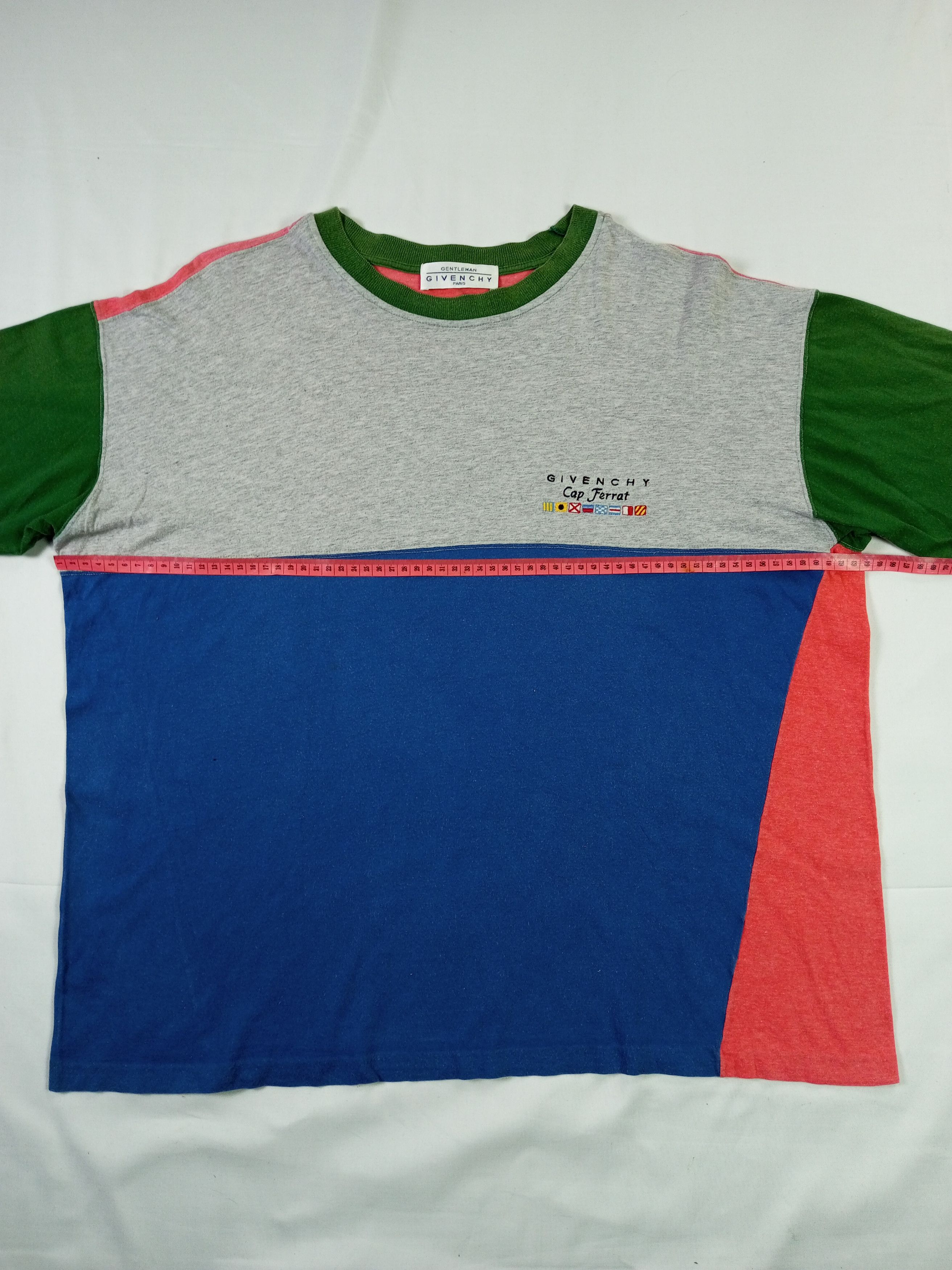 Givenchy 🔥GRAILSALE🔥 RARE Vtg Givenchy Tee Single Stitch Multicolor Size US XL / EU 56 / 4 - 8 Thumbnail
