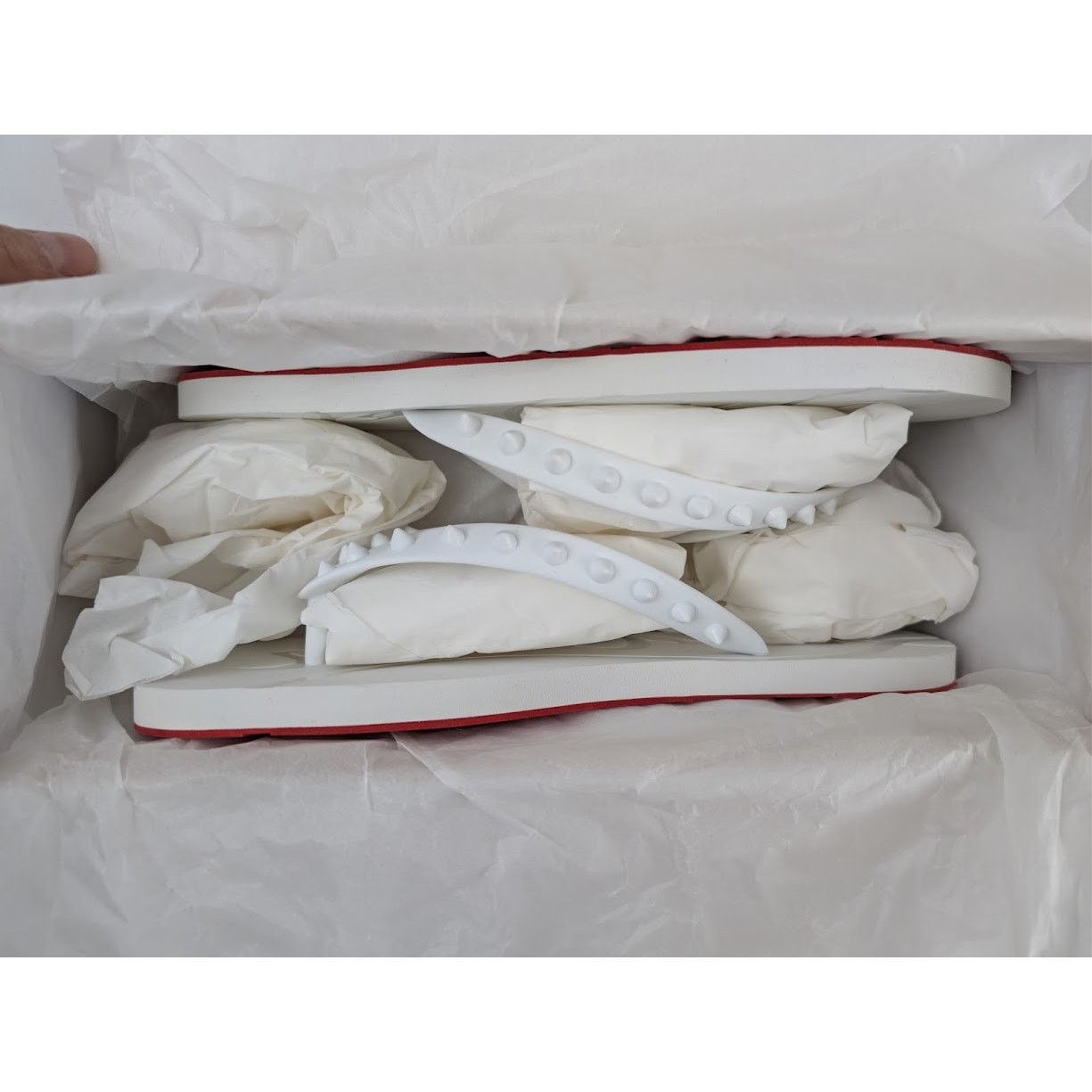 Christian Louboutin o1rshd1 Loubi Flip Flat Slippers in White Size US 10 / EU 43 - 21 Thumbnail