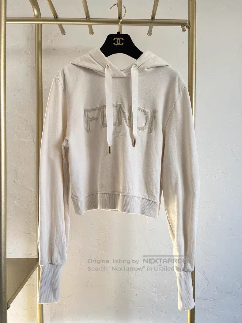 Fendi Fendi White Logo Sweatshirt Size XS / US 0-2 / IT 36-38 - 1 Thumbnail