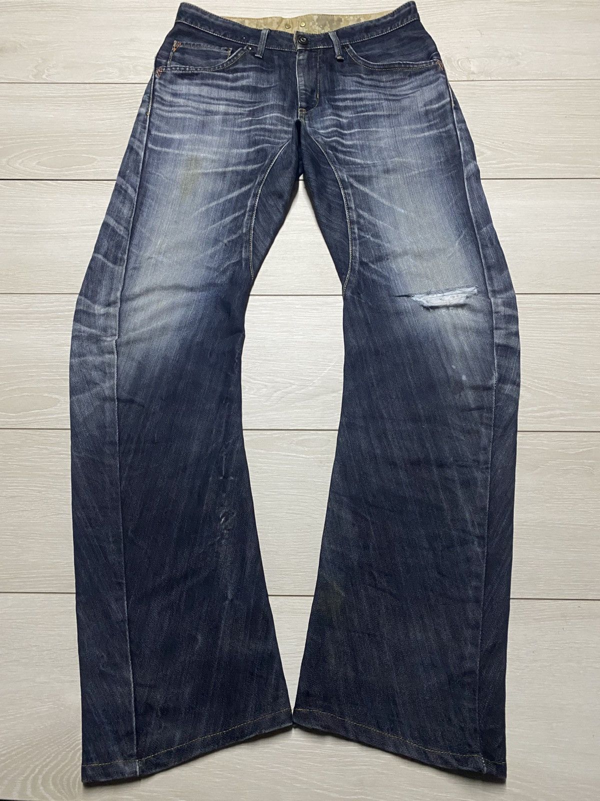 Edwin Vintage Edwin Twist Leg Faded Wash Distressed Loose Jeans Size US 31 - 3 Thumbnail