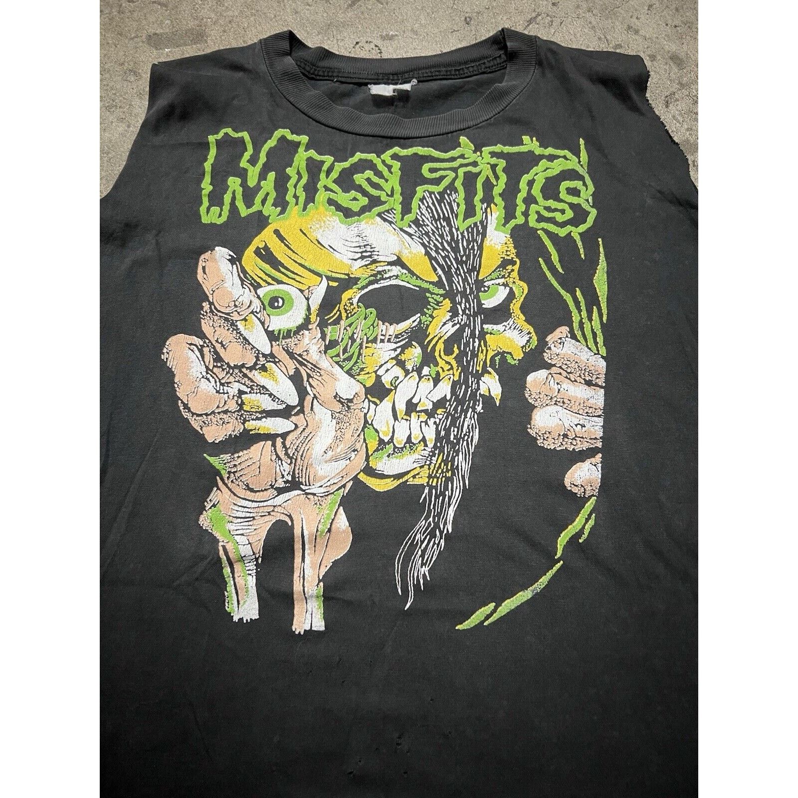 Misfits Vintage 80s Misfits Skull Pushead Shirt Rare Cutoff XL Size US XL / EU 56 / 4 - 3 Thumbnail