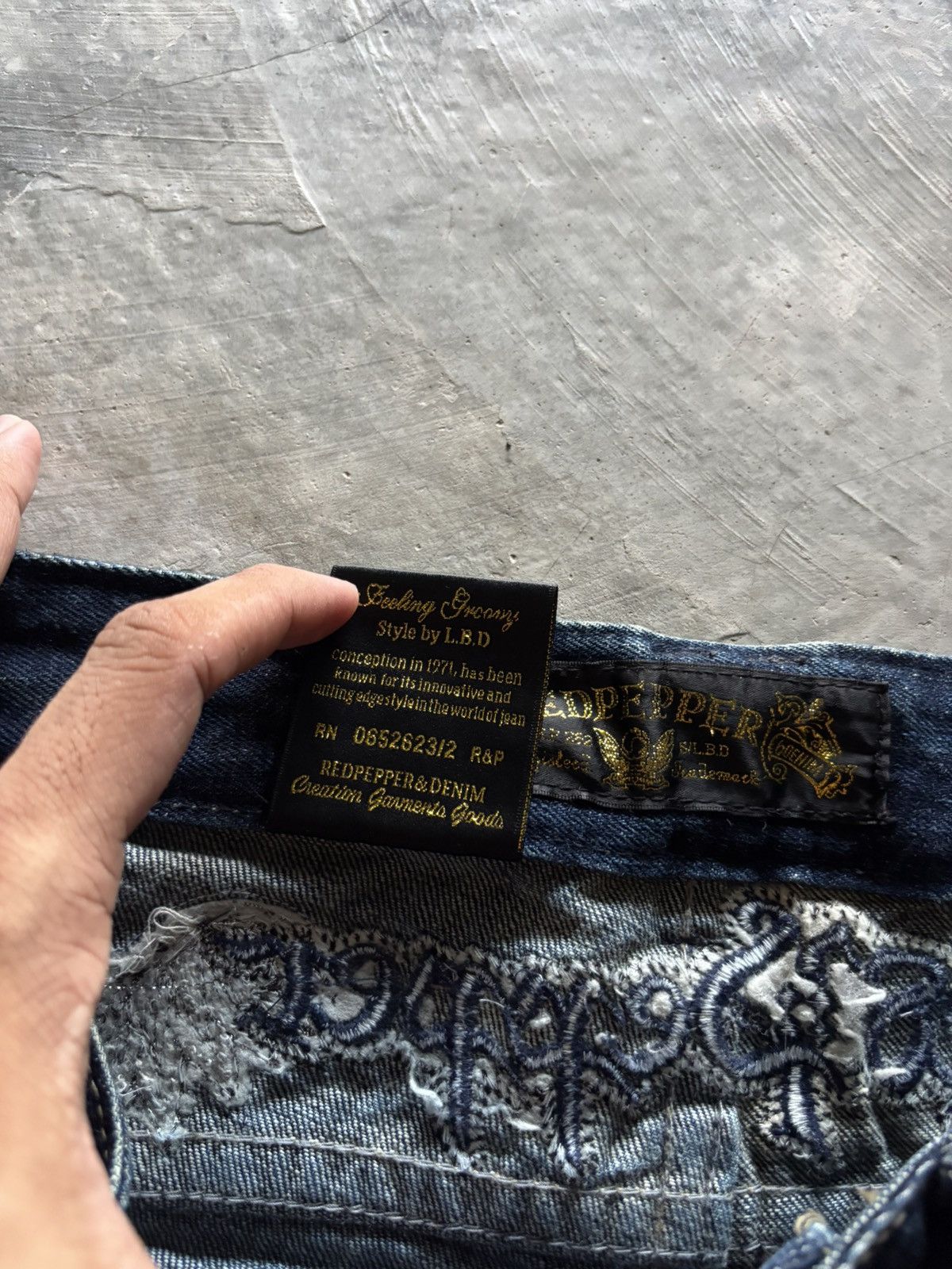 If Six Was Nine RED PEPPER FLARE LOW RISE WING BACK POCKET JAPANESE RUSTY Size US 30 / EU 46 - 6 Thumbnail