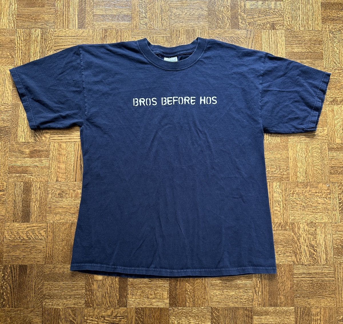 Japanese Brand Vintage 90s Bros Before Hoes Statement Funny Graphic Tee Size US XL / EU 56 / 4 - 2 Thumbnail