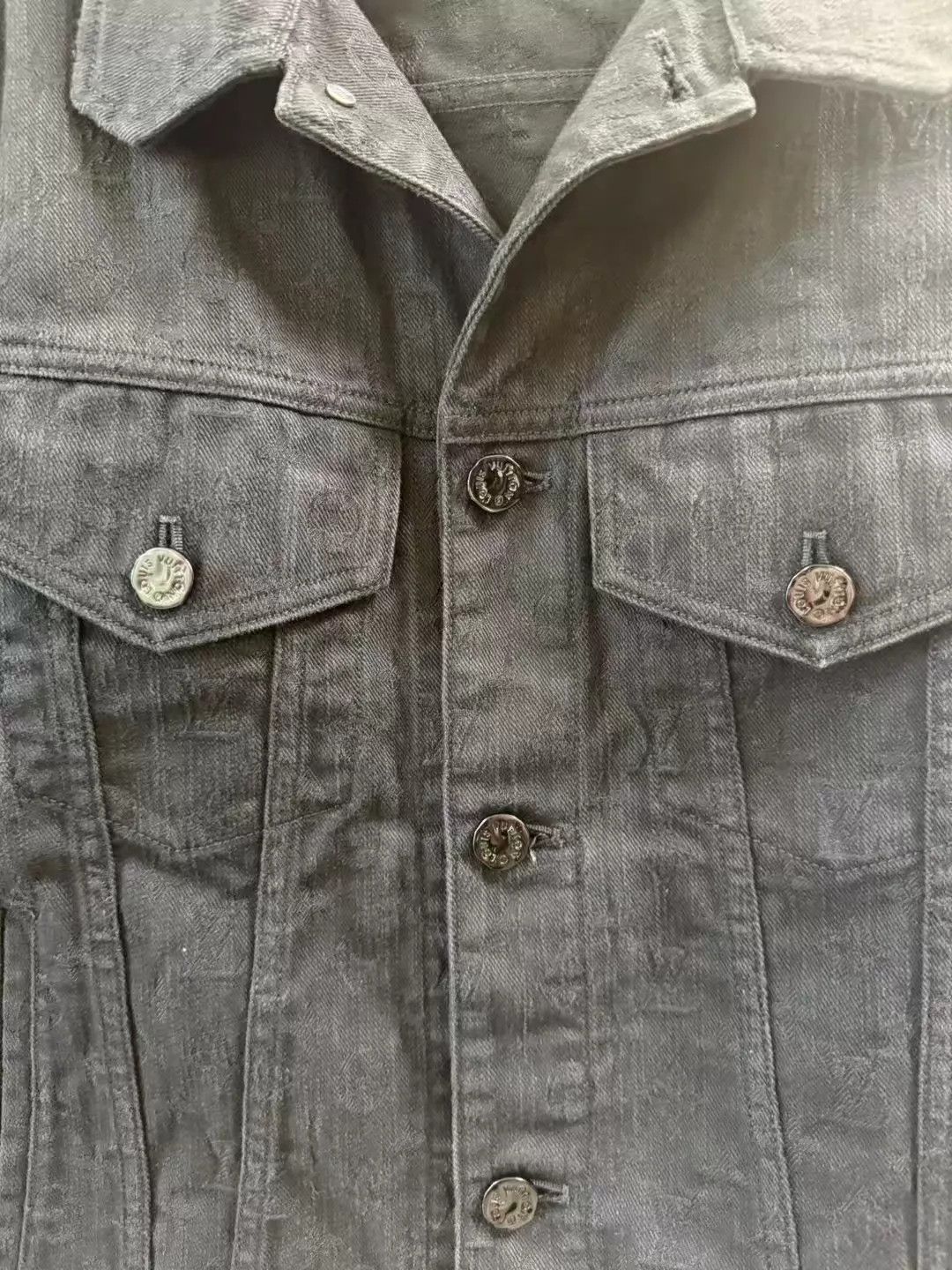 Louis Vuitton LOUIS VUITTON Monogram Denim Jacket Men's Black 44 Size US S / EU 44-46 / 1 - 4 Thumbnail