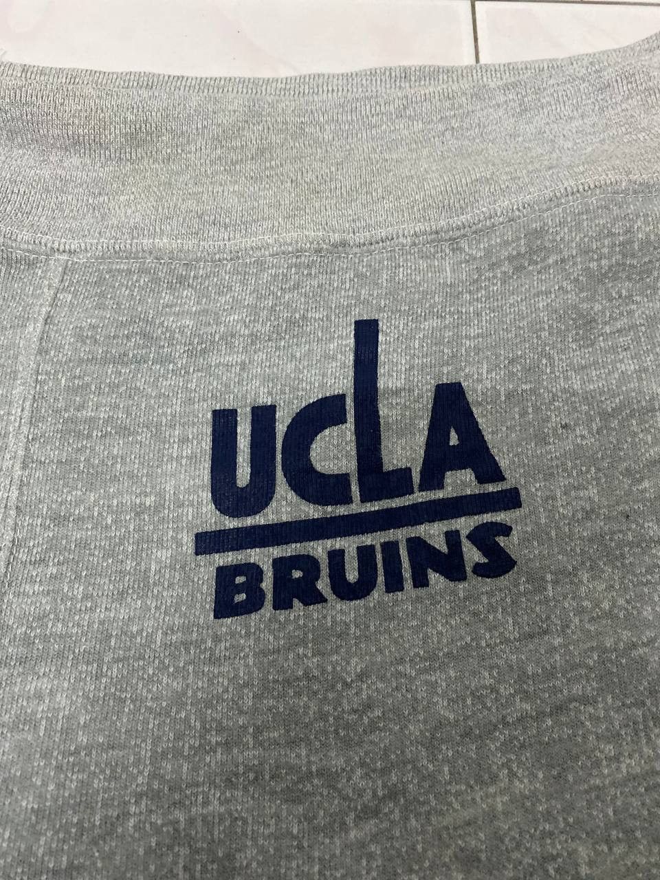 Descente vintage ucla bruins by descente grey sweatpants nice design Size US 37 - 4 Thumbnail
