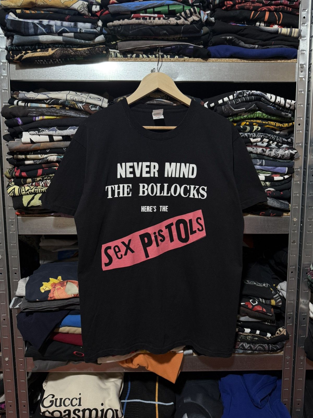 Band Tees Never Mind The Bollocks Here’s The Sex Pistols T-Shirt 2017 Size US L / EU 52-54 / 3 - 1 Thumbnail