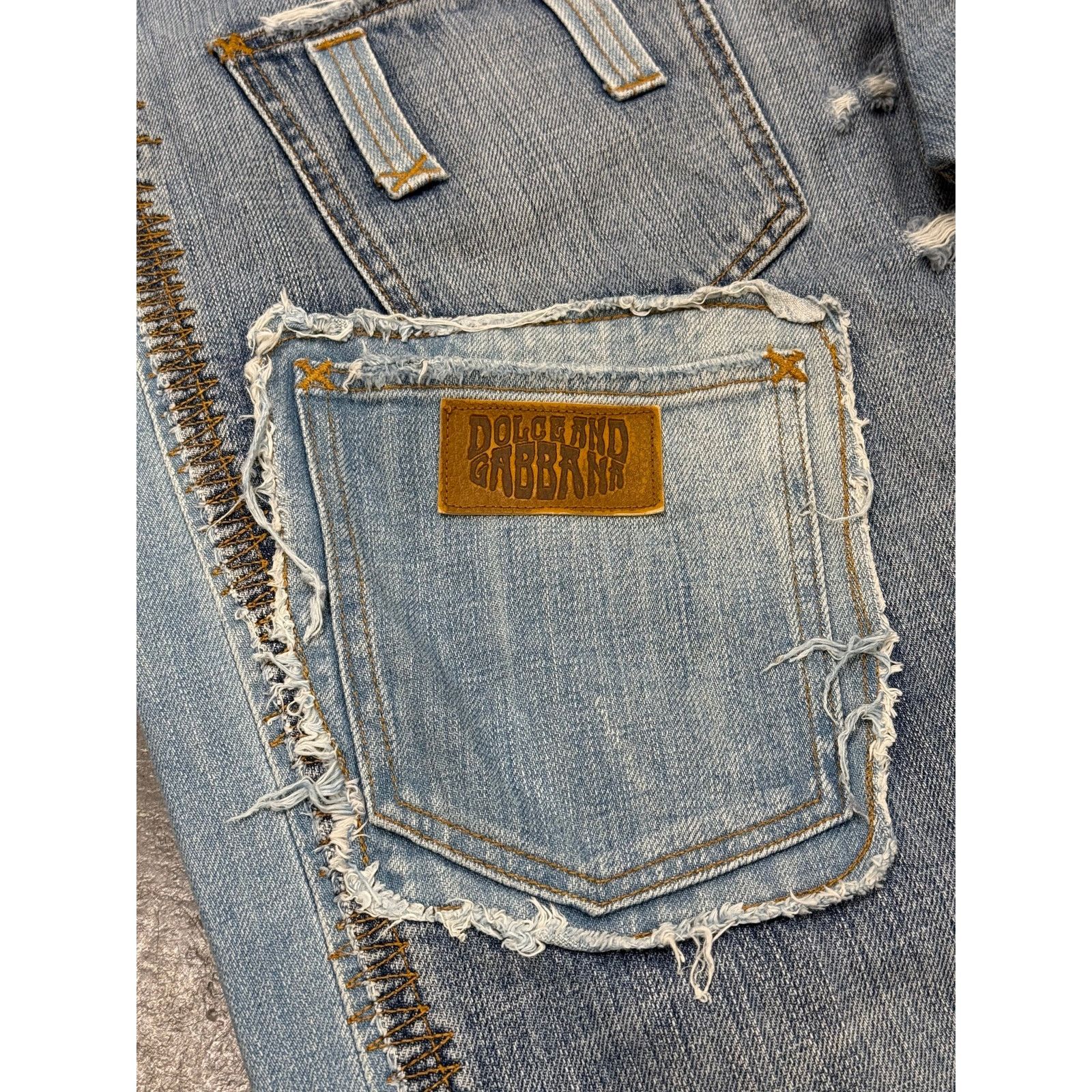 Dolce & Gabbana 2005 Dolce & Gabbana "David Beckham" deconstructed shorts Size US 36 / EU 52 - 3 Thumbnail